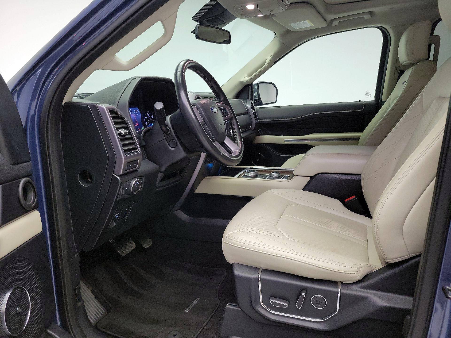 Thumbnail: 2019 Ford Expedition - 11