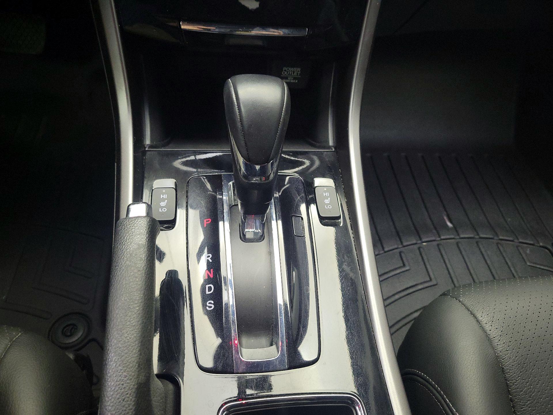 Thumbnail: 2017 Honda Accord - 17