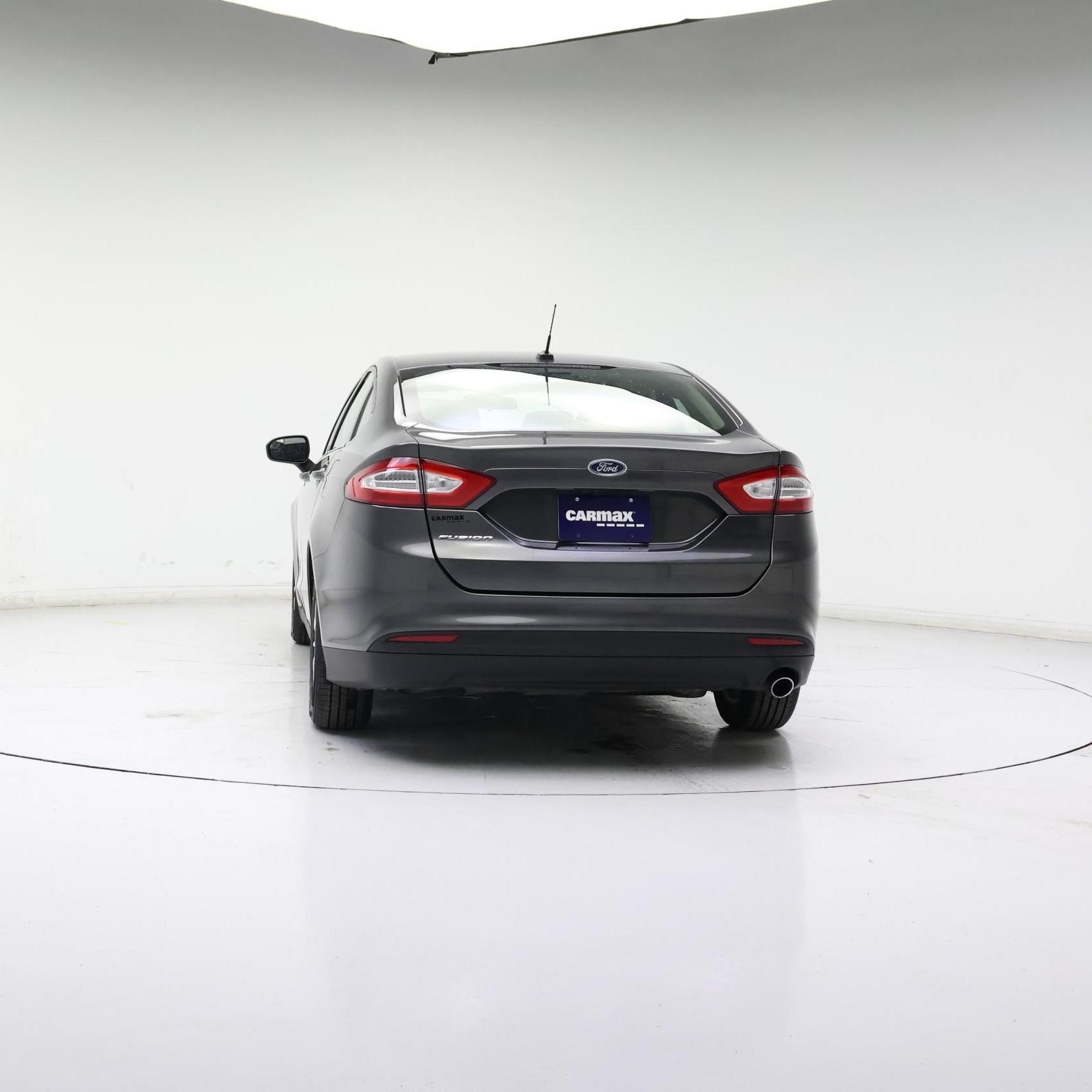 Thumbnail: 2016 Ford Fusion - 6