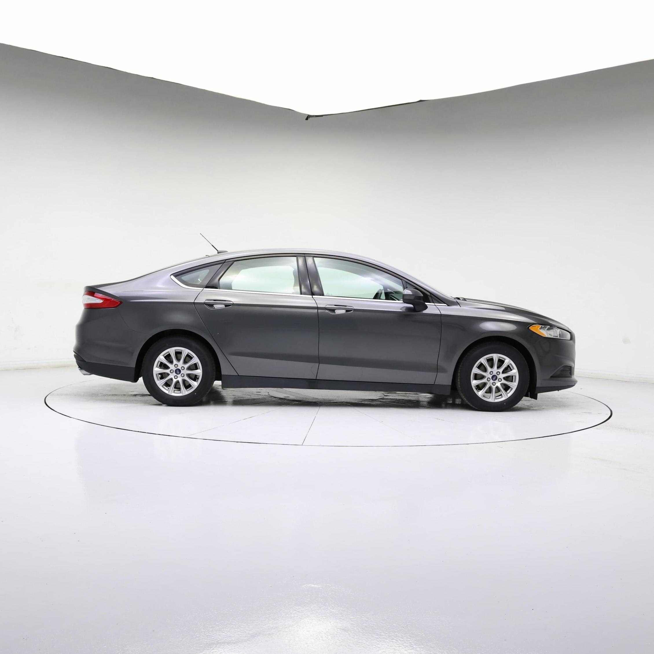 Thumbnail: 2016 Ford Fusion - 7