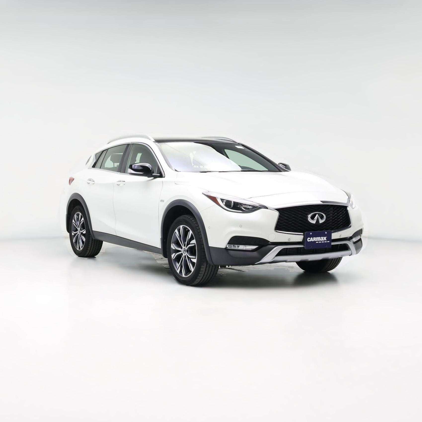 Thumbnail: 2017 INFINITI QX30 - 1
