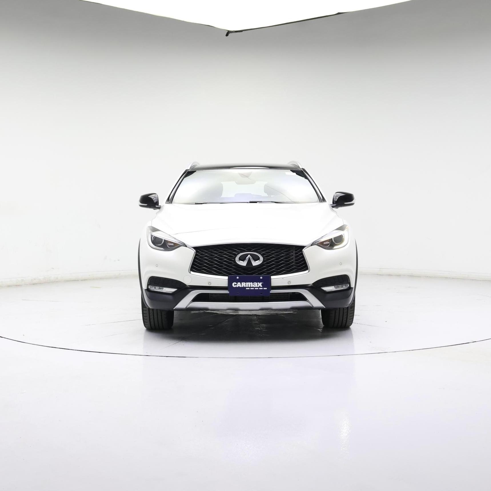 Thumbnail: 2017 INFINITI QX30 - 5