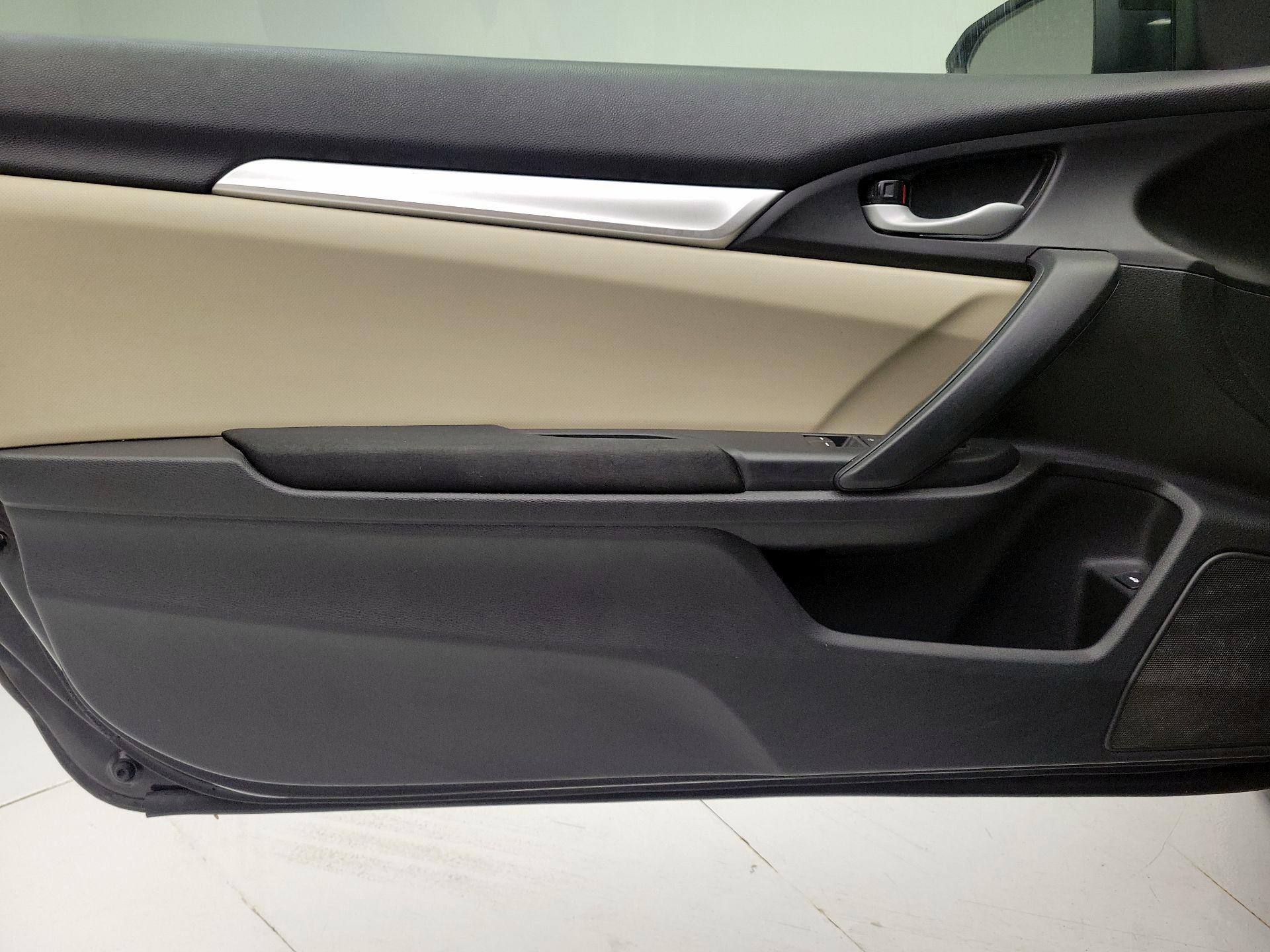 Thumbnail: 2018 Honda Civic - 12