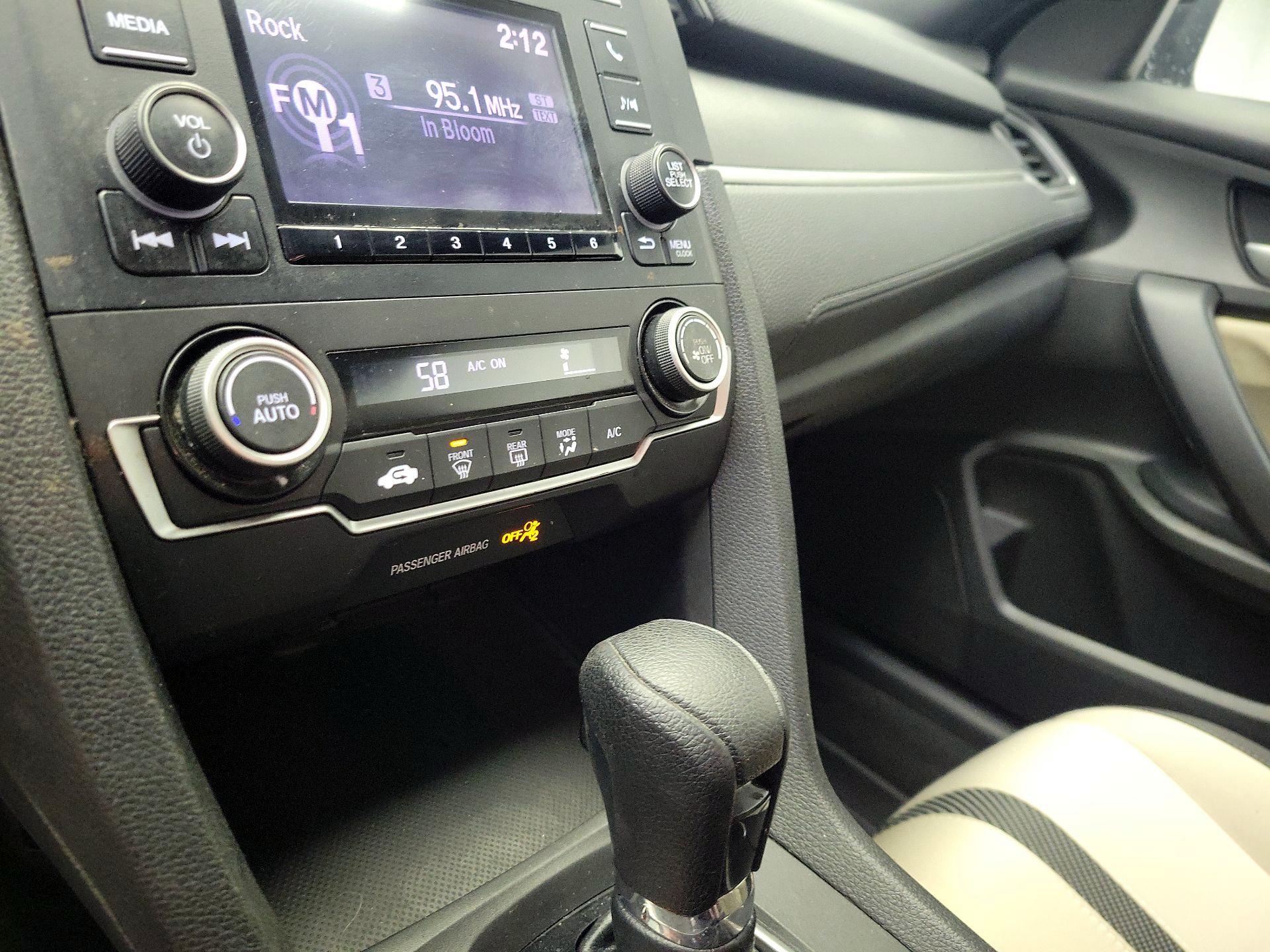 Thumbnail: 2018 Honda Civic - 16