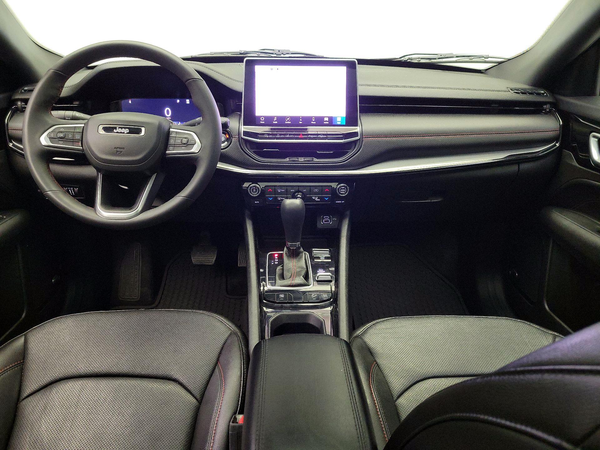 Thumbnail: 2023 Jeep Compass - 9