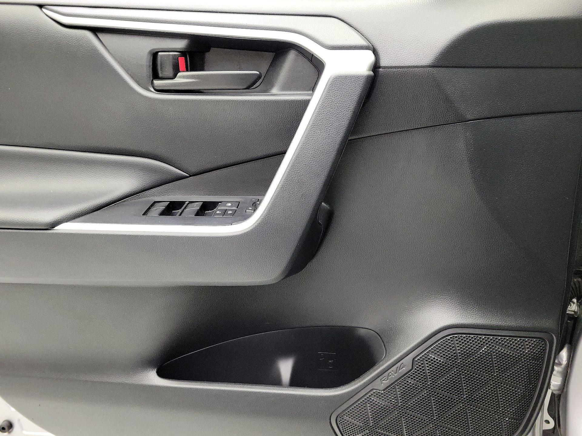 Thumbnail: 2023 Toyota RAV4 - 12