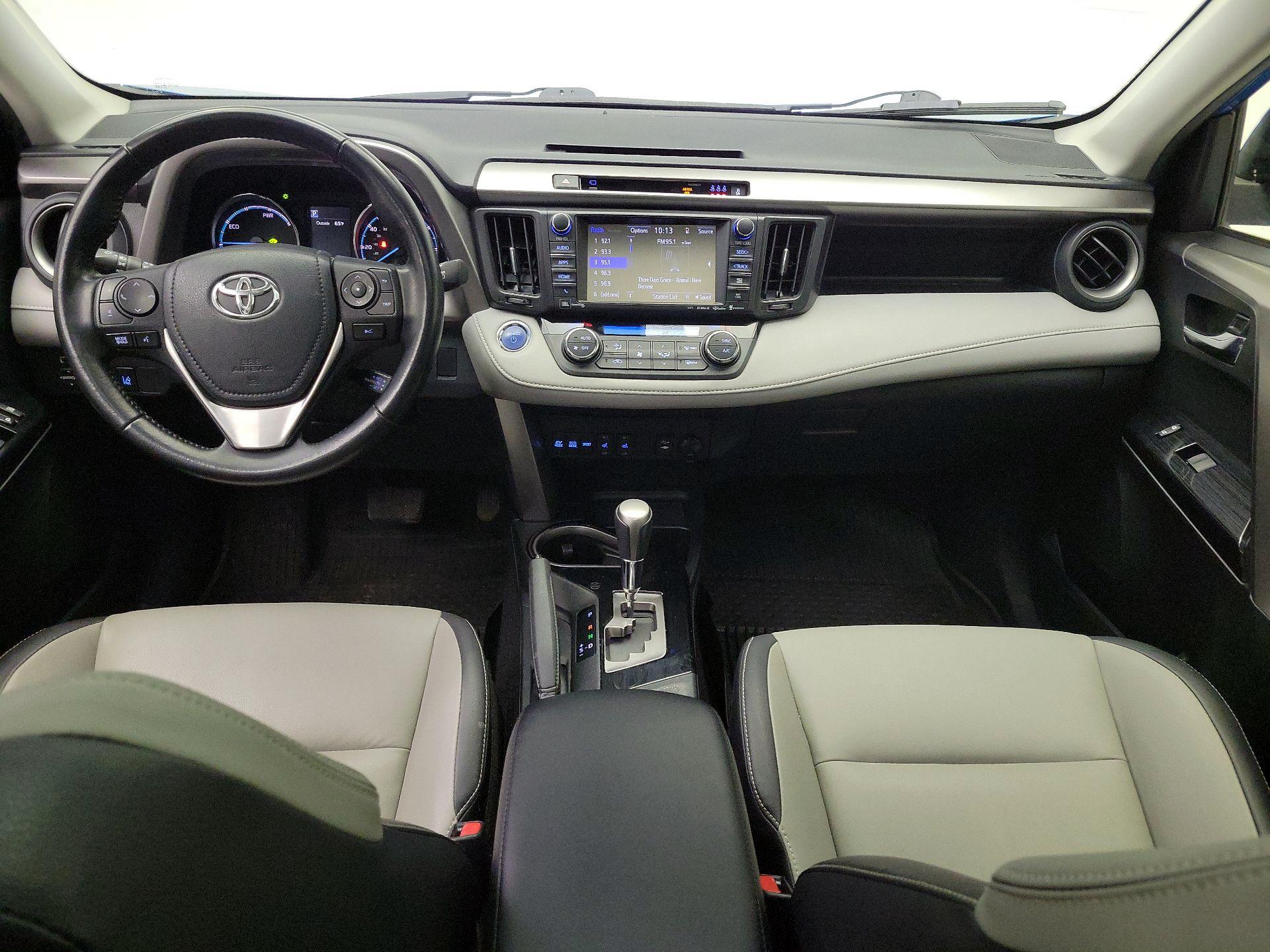 Thumbnail: 2018 Toyota RAV4 - 9