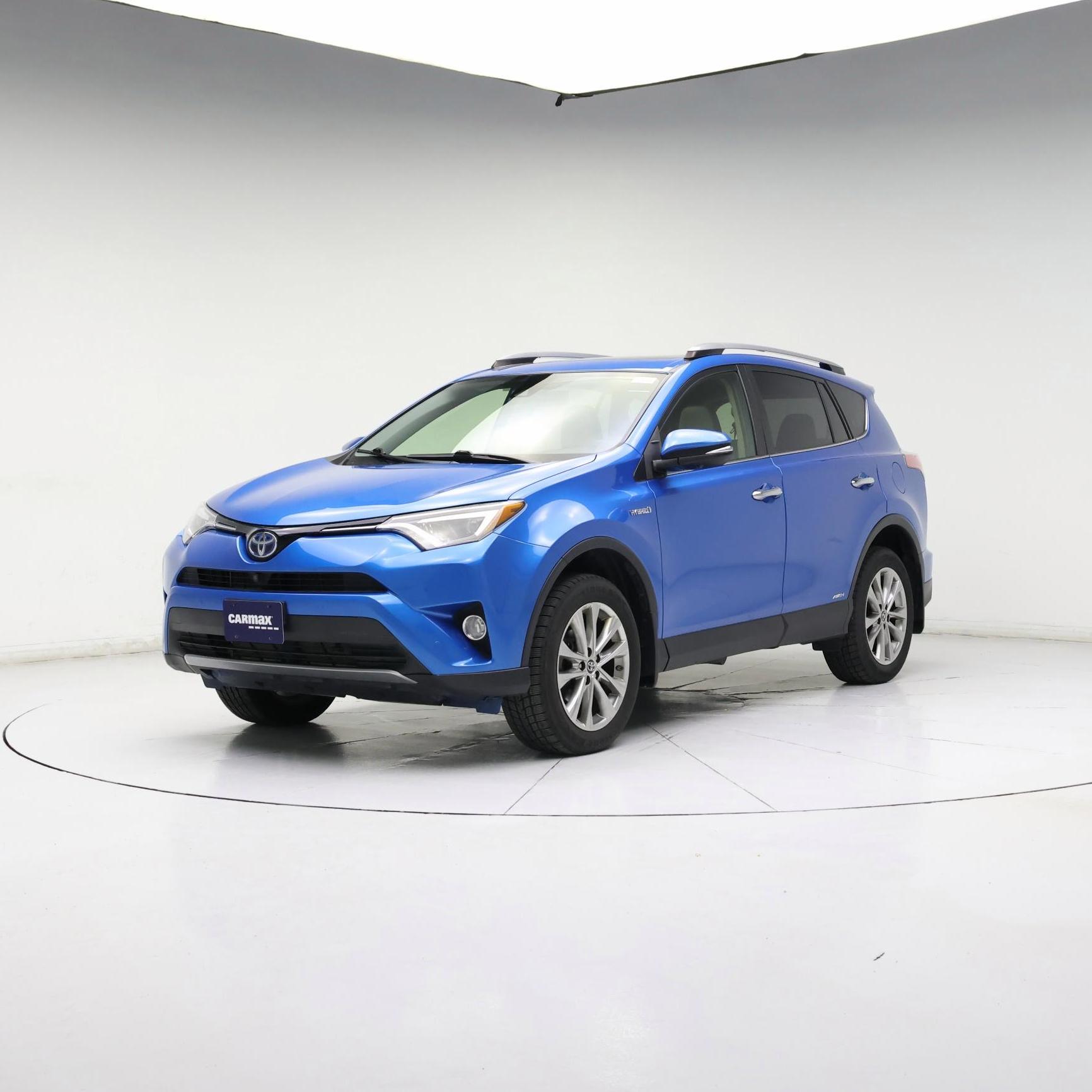 Thumbnail: 2018 Toyota RAV4 - 4