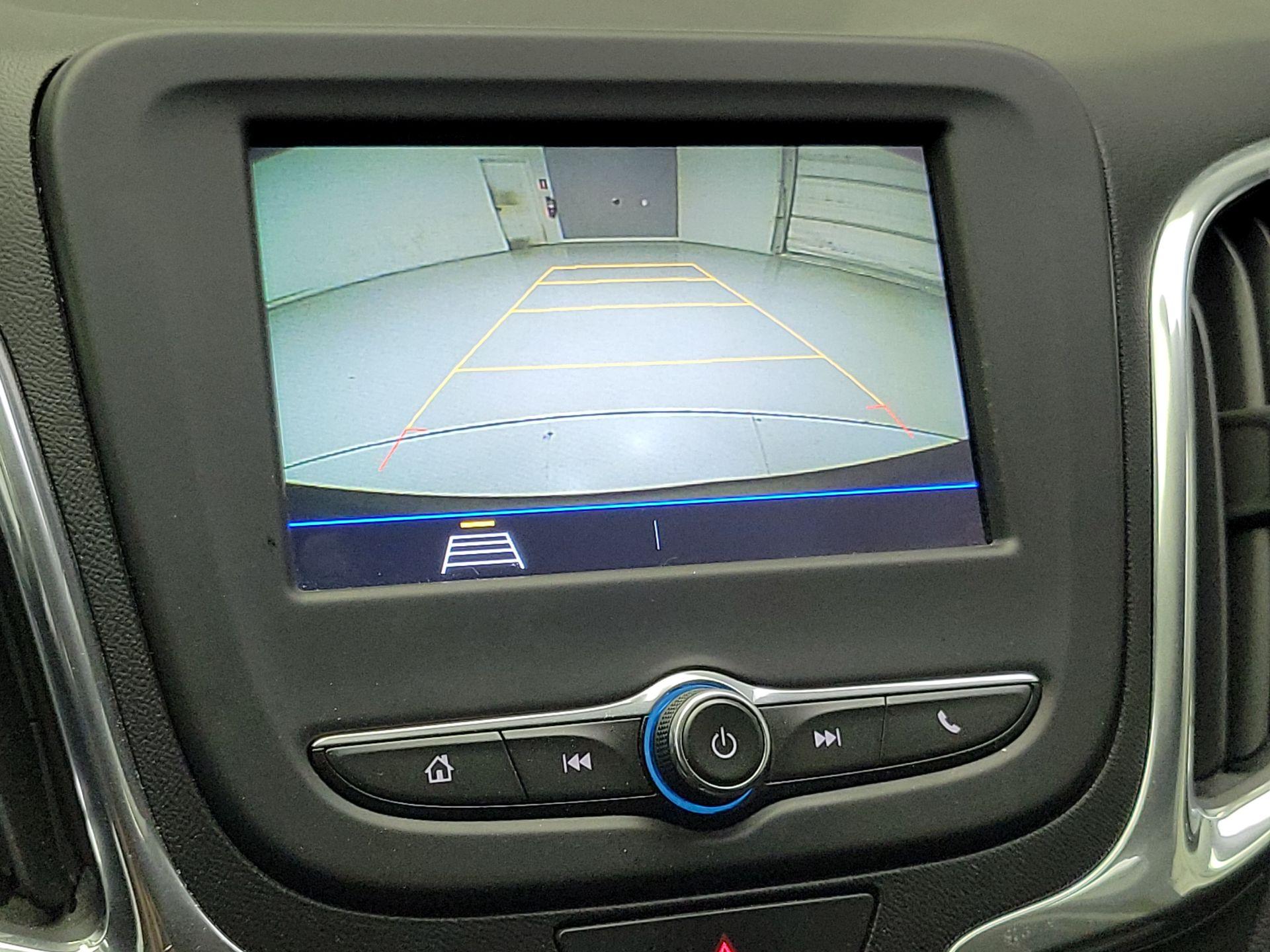 Thumbnail: 2019 Chevrolet Equinox - 14