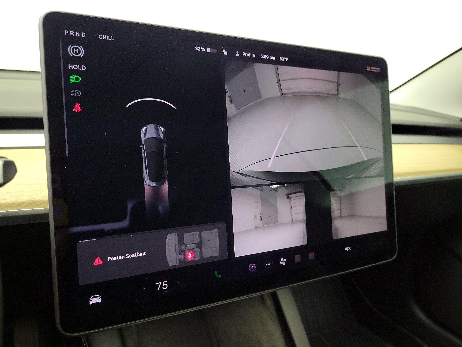 Thumbnail: 2021 Tesla Model 3 - 14