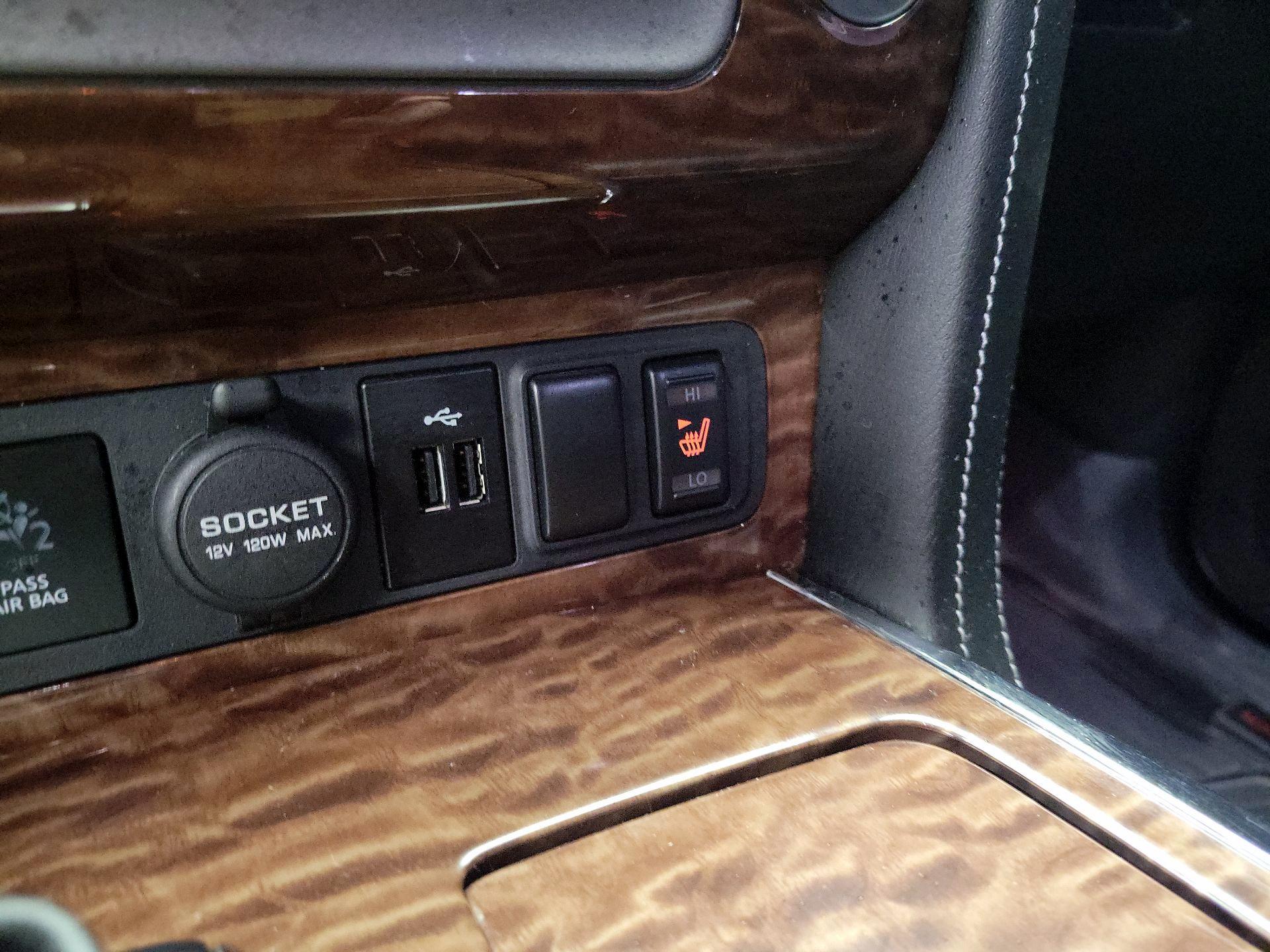 Thumbnail: 2019 Nissan Armada - 19