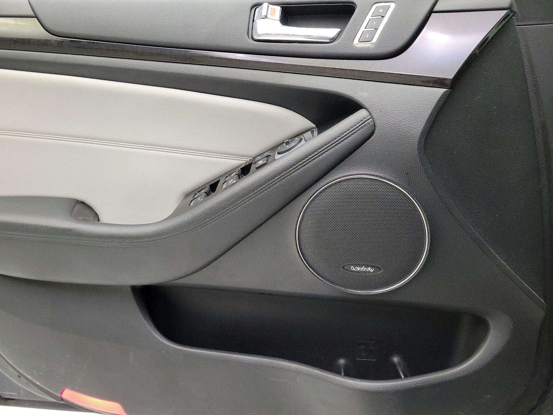 Thumbnail: 2014 Kia Cadenza - 12