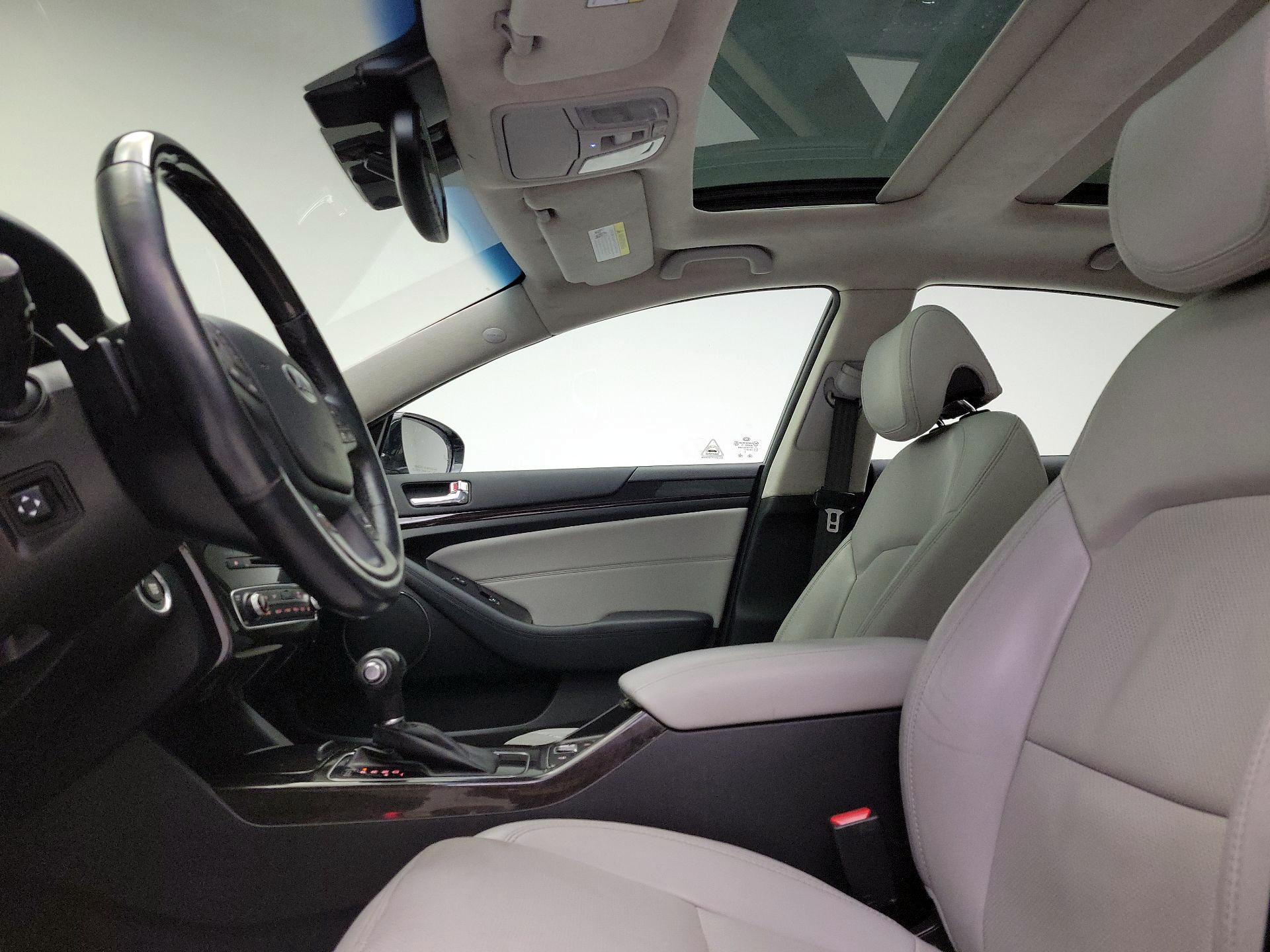 Thumbnail: 2014 Kia Cadenza - 19