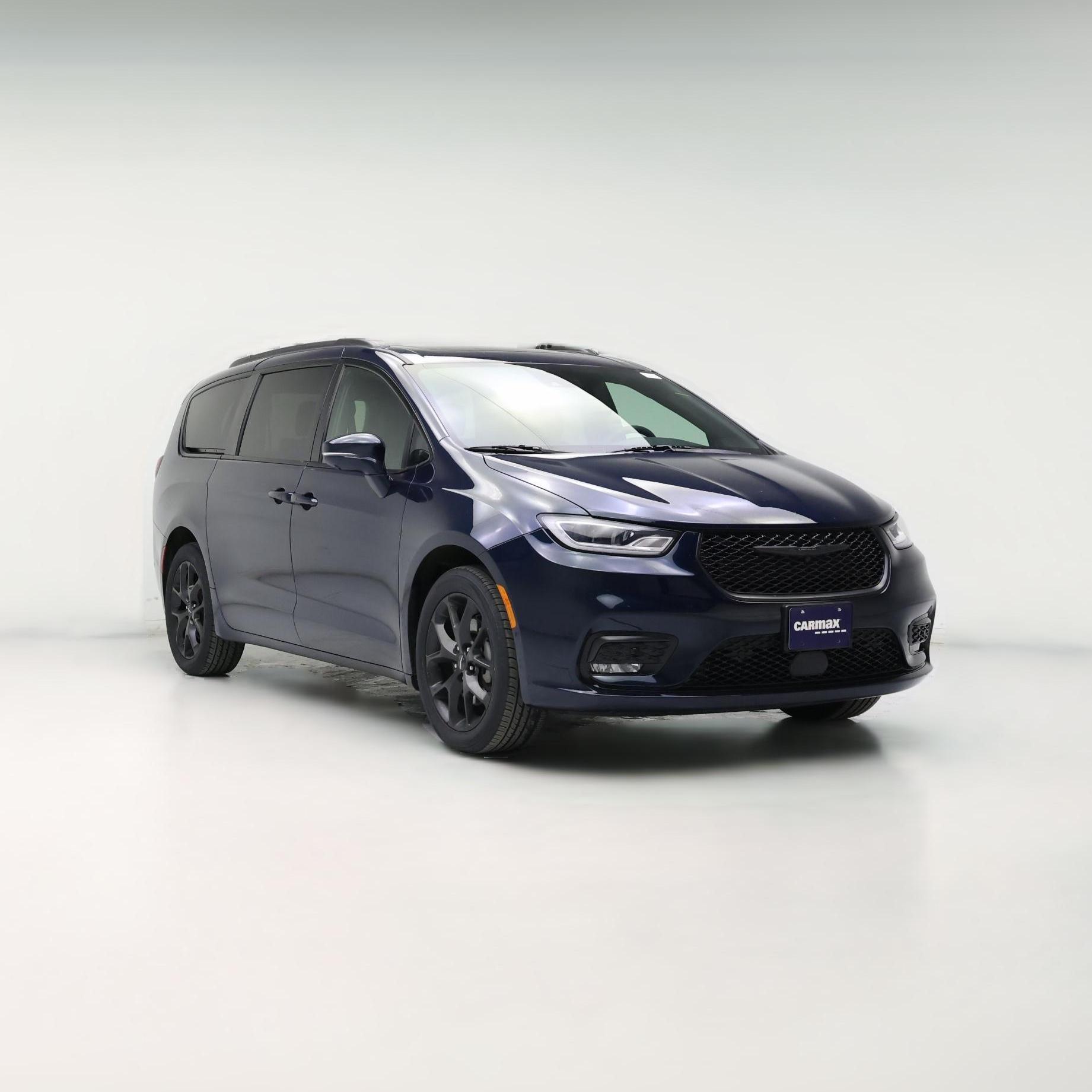 Thumbnail: 2022 Chrysler Pacifica - 1
