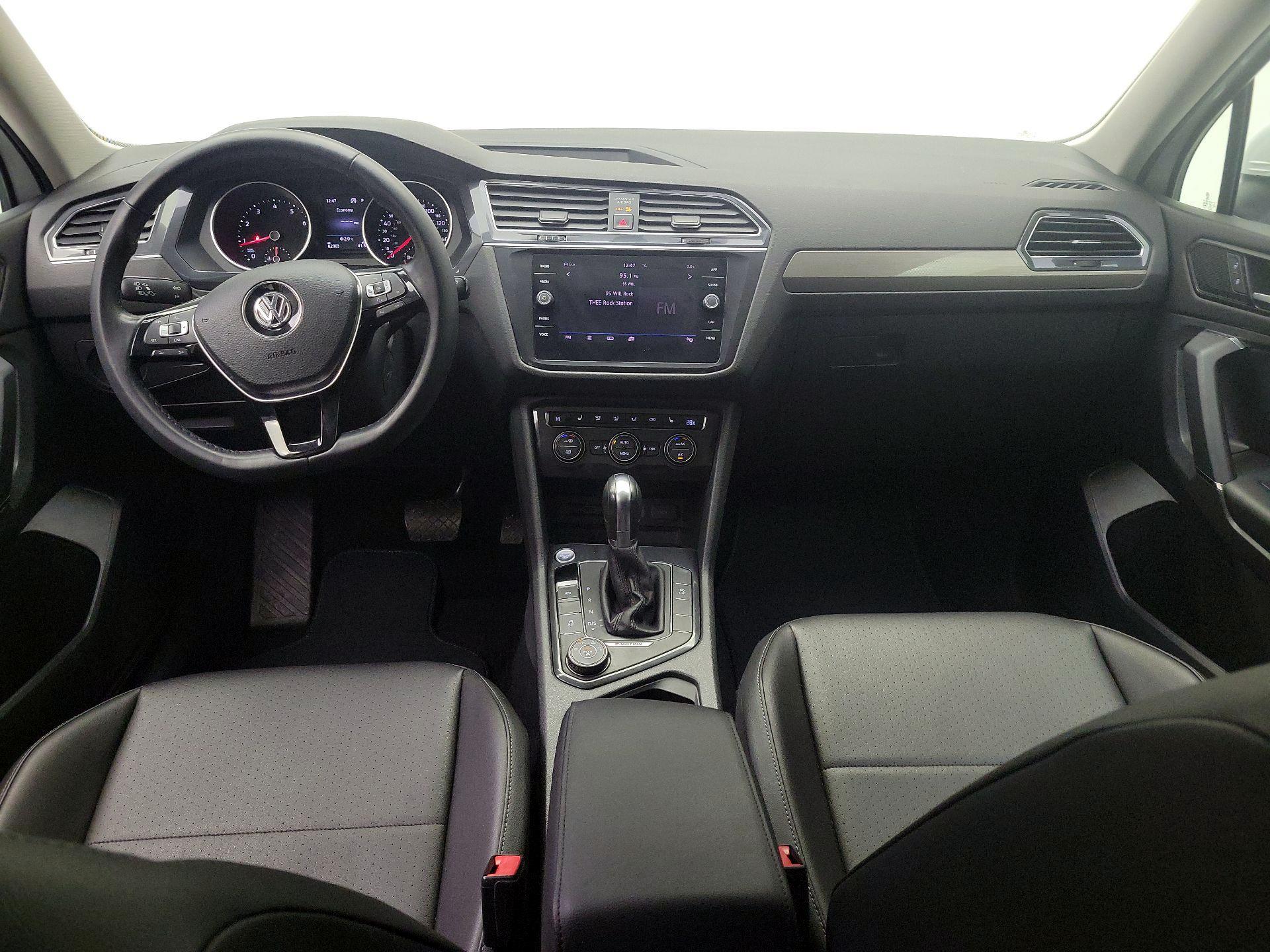 Thumbnail: 2018 Volkswagen Tiguan - 9