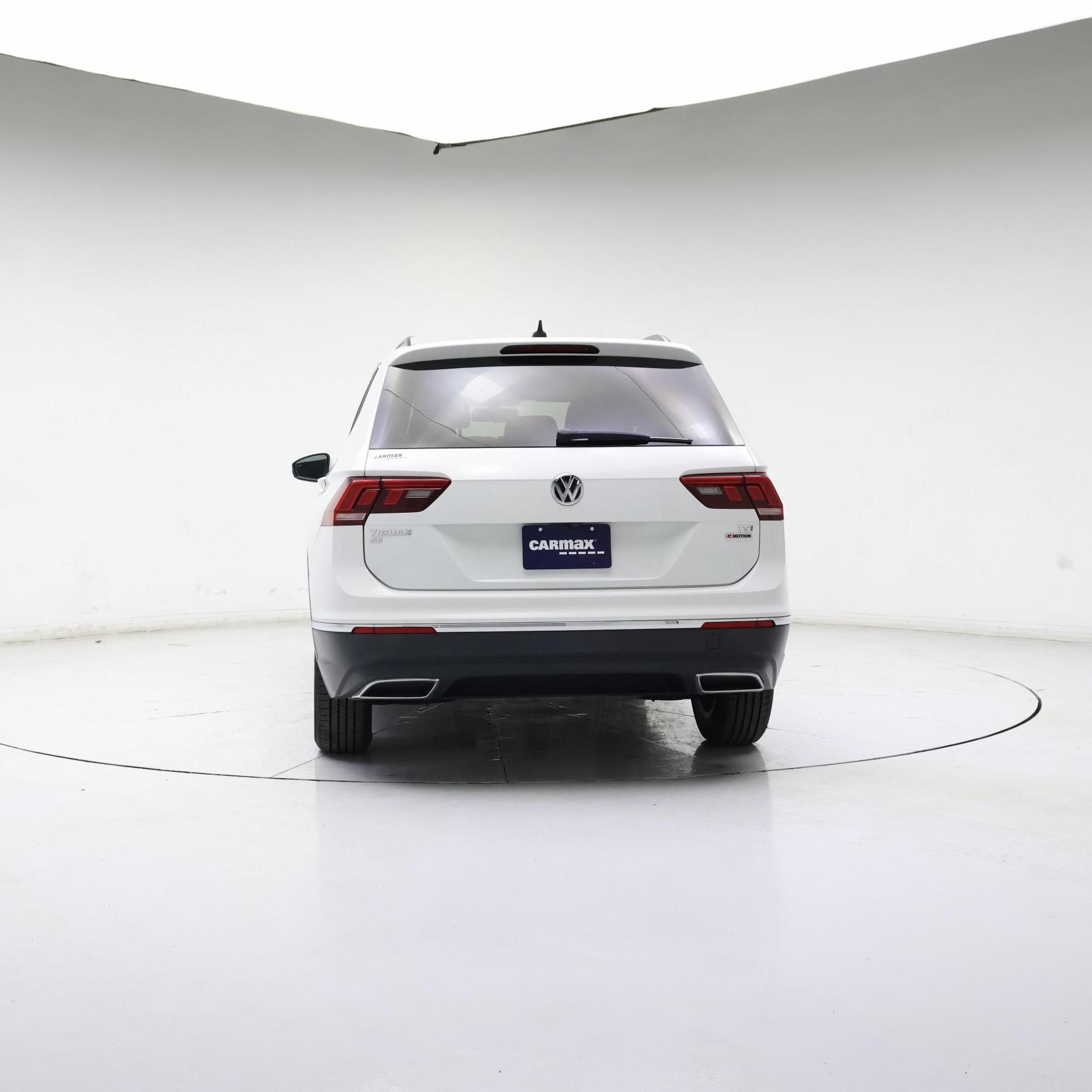 Thumbnail: 2018 Volkswagen Tiguan - 6