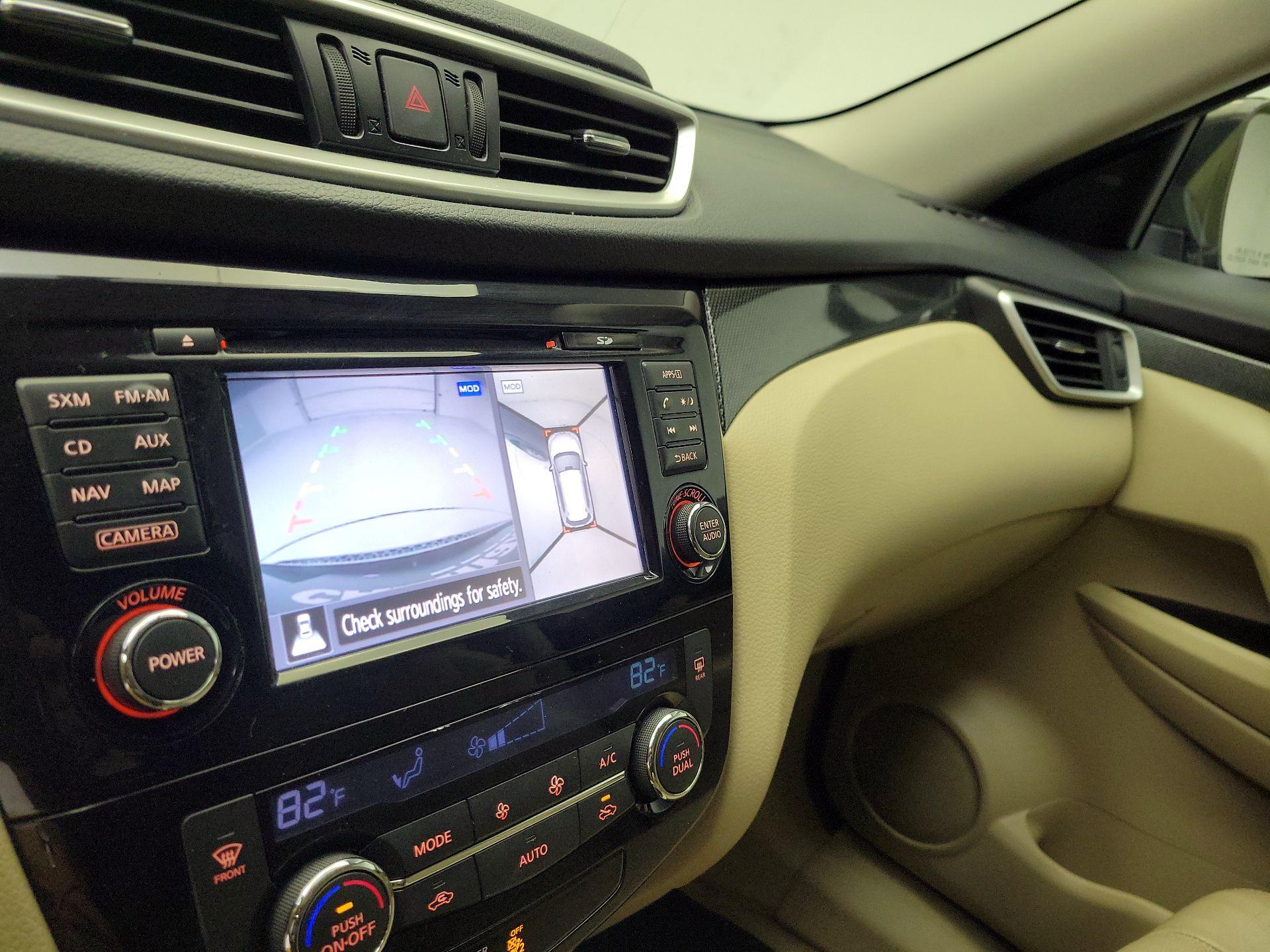 Thumbnail: 2015 Nissan Rogue - 15