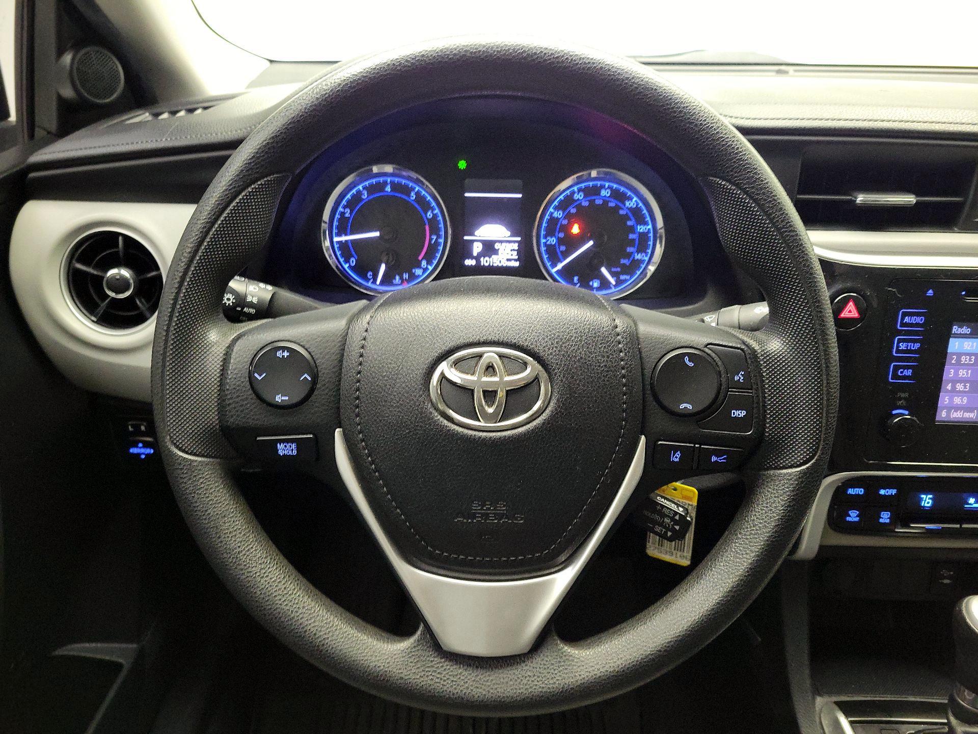 Thumbnail: 2018 Toyota Corolla - 10