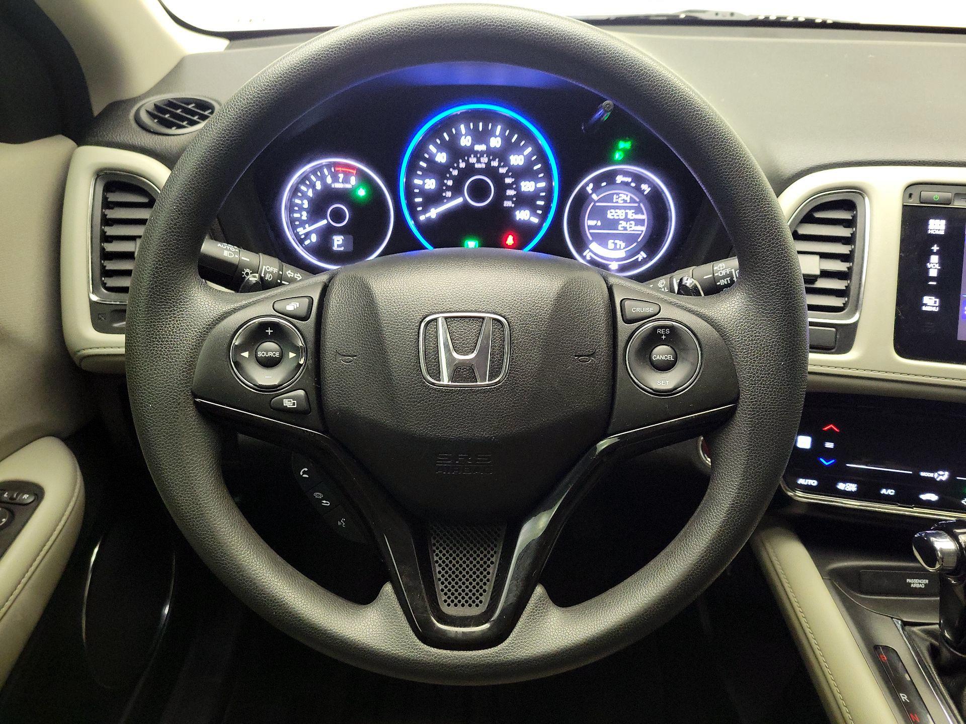 Thumbnail: 2016 Honda HR-V - 10