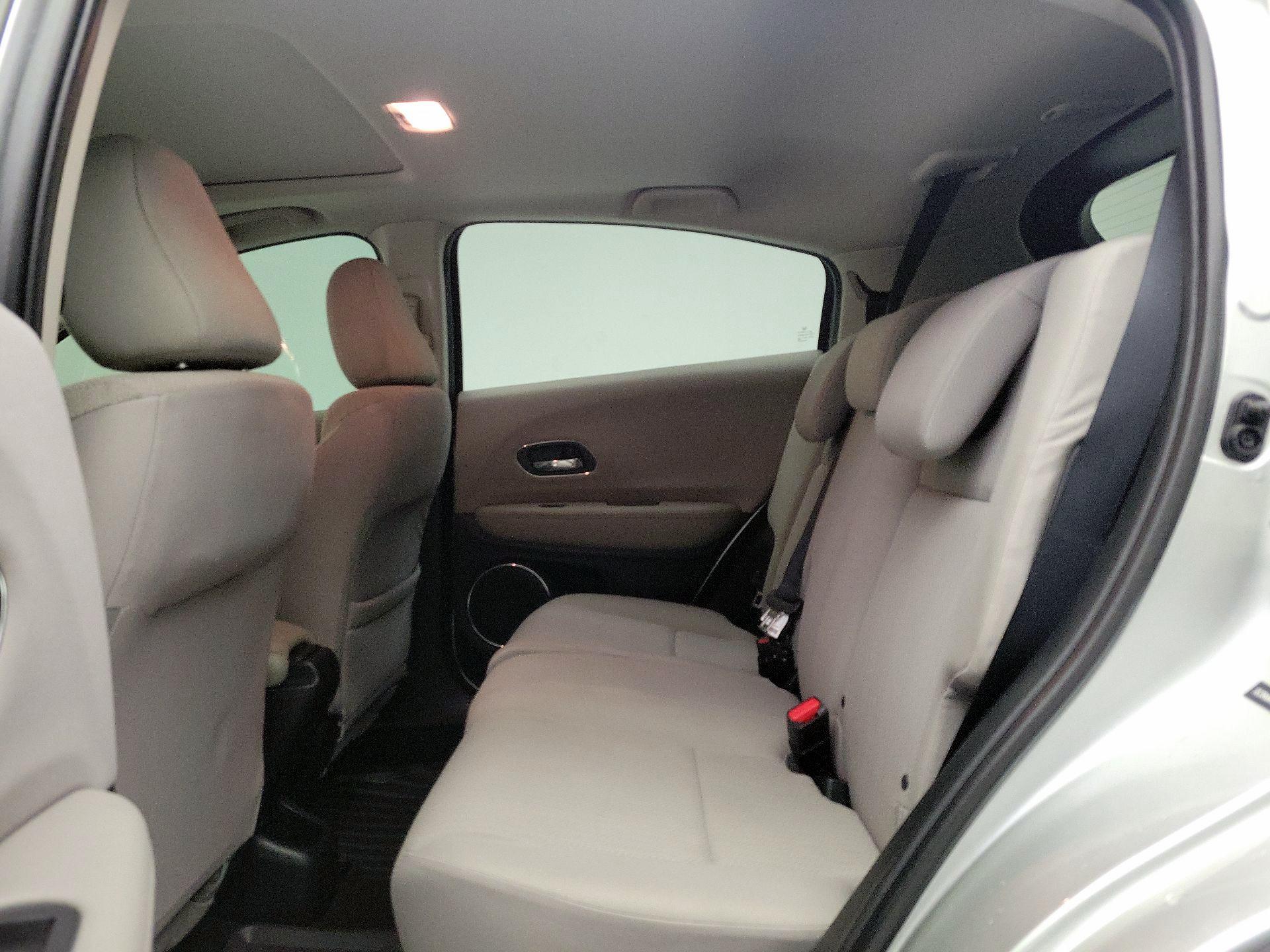 Thumbnail: 2016 Honda HR-V - 20