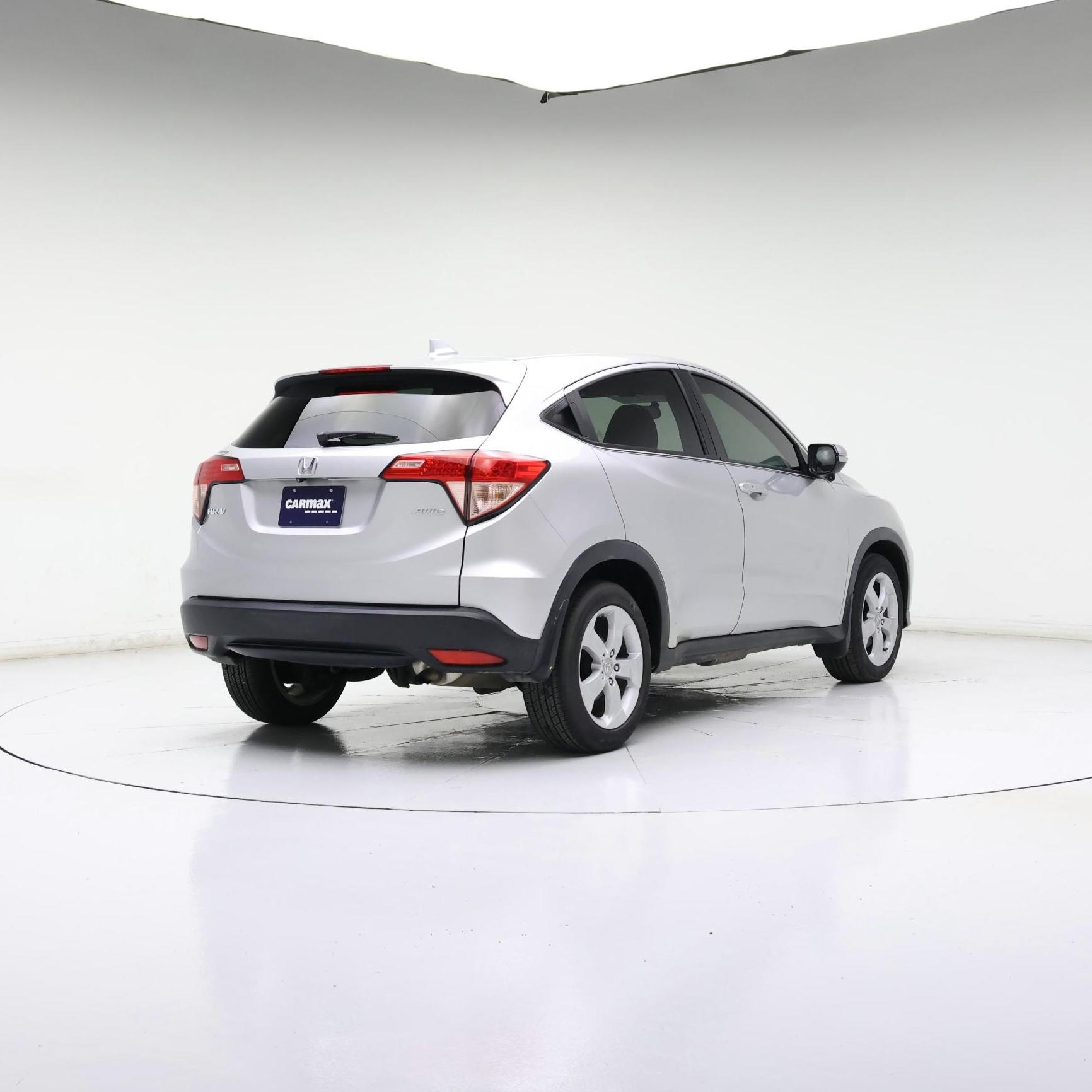 Thumbnail: 2016 Honda HR-V - 8