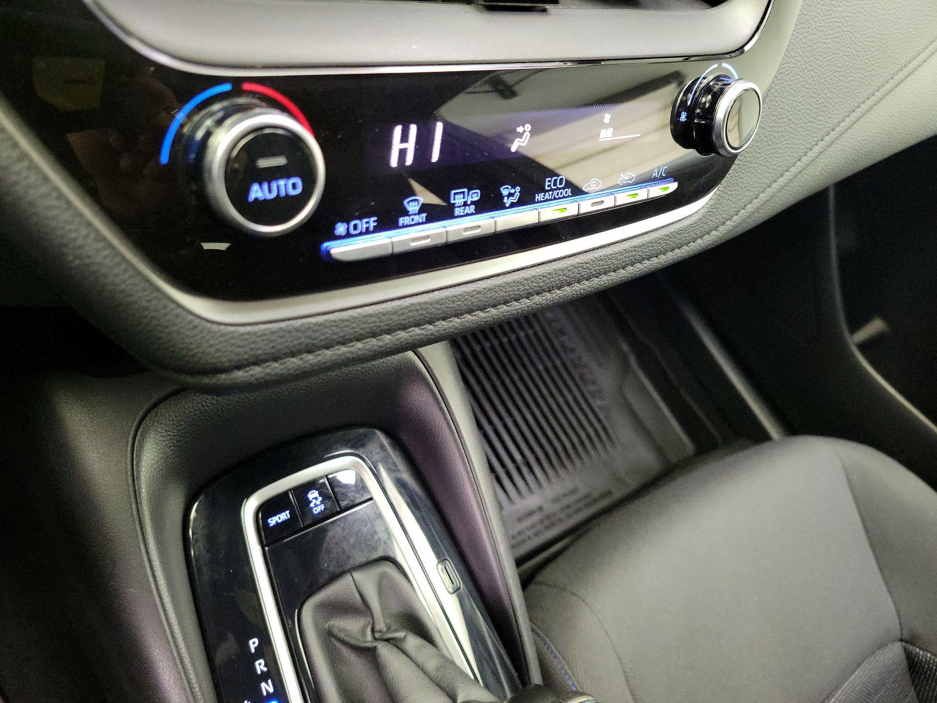 Thumbnail: 2022 Toyota Corolla - 16