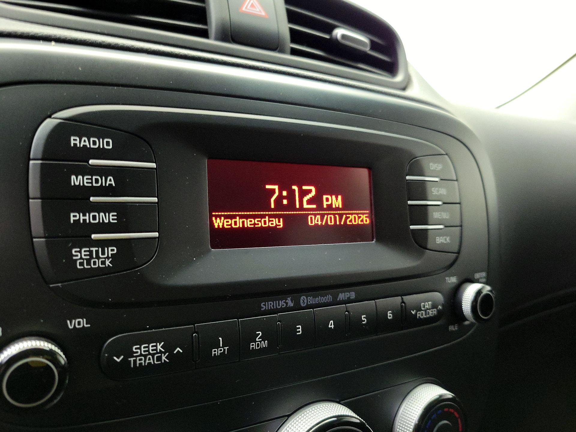 Thumbnail: 2016 Kia Soul - 14