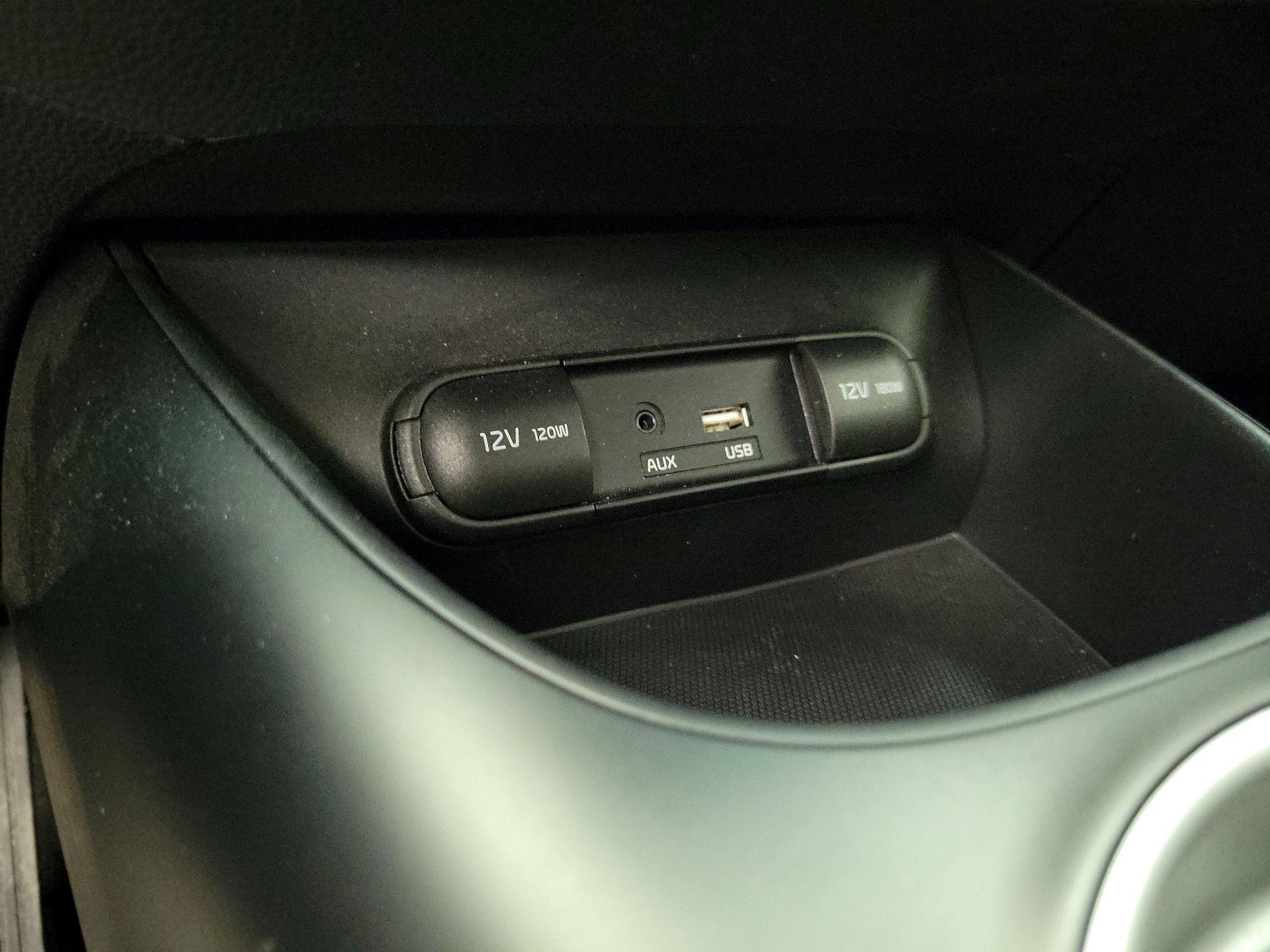 Thumbnail: 2016 Kia Soul - 17