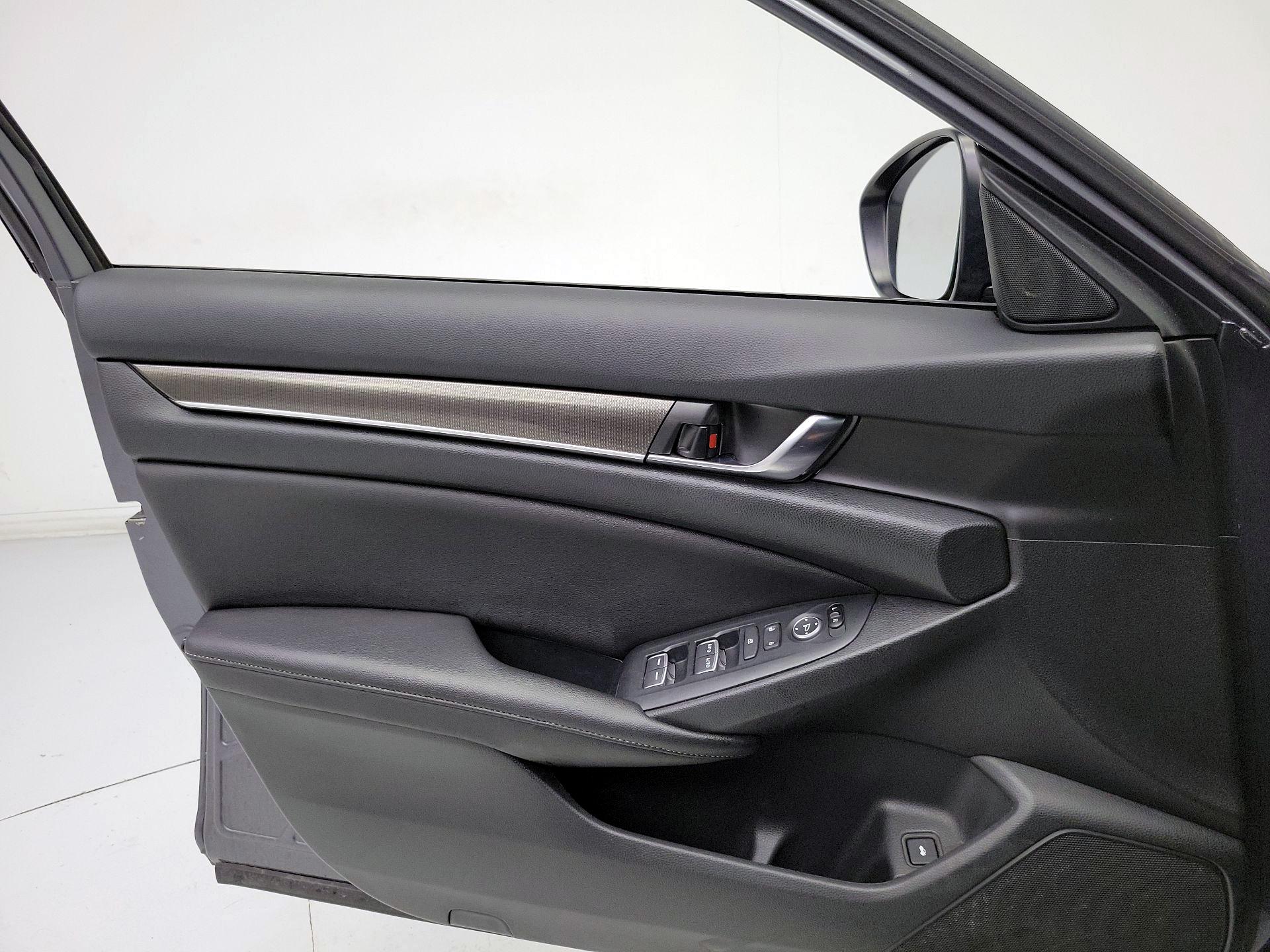 Thumbnail: 2020 Honda Accord - 12