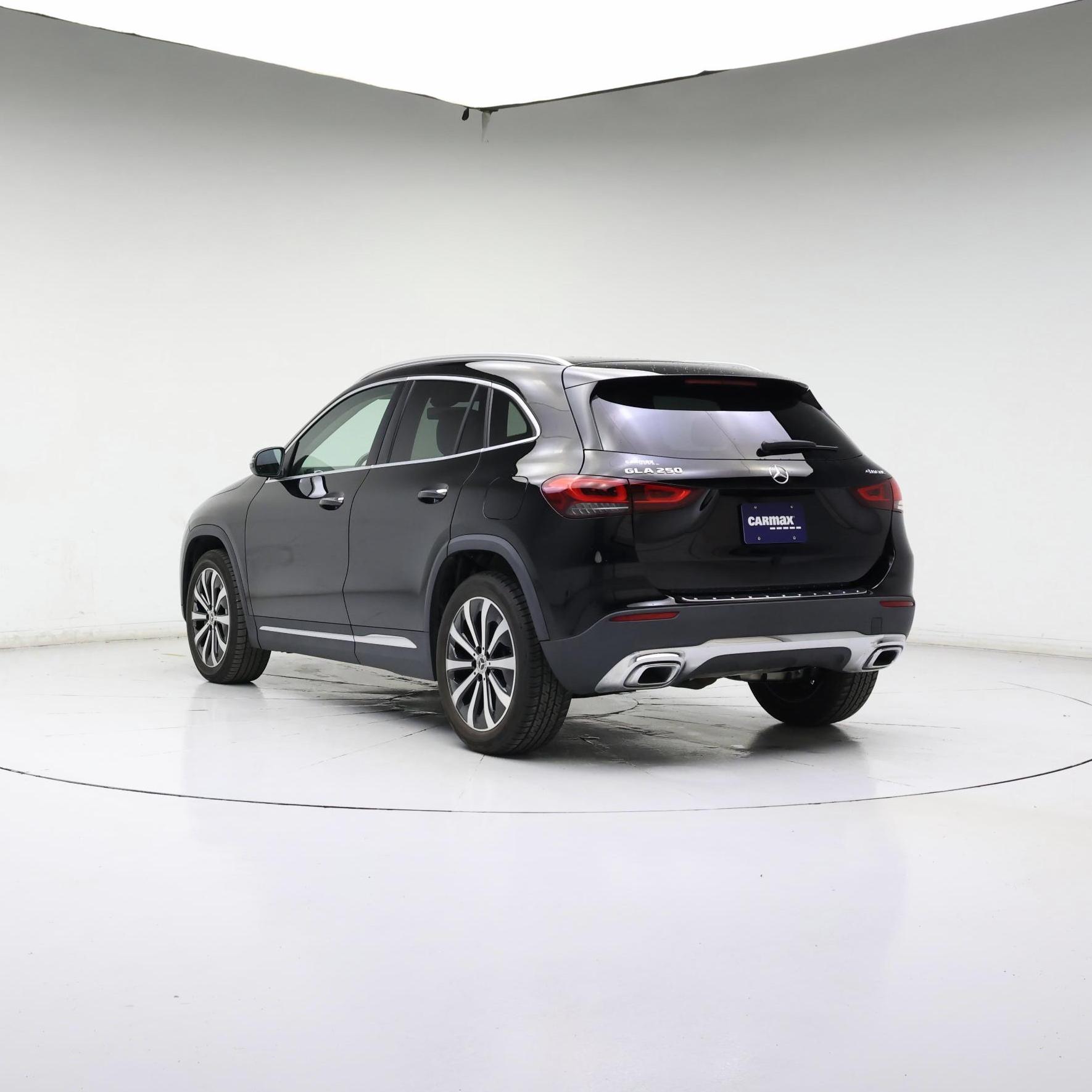 Thumbnail: 2021 Mercedes-Benz GLA - 2