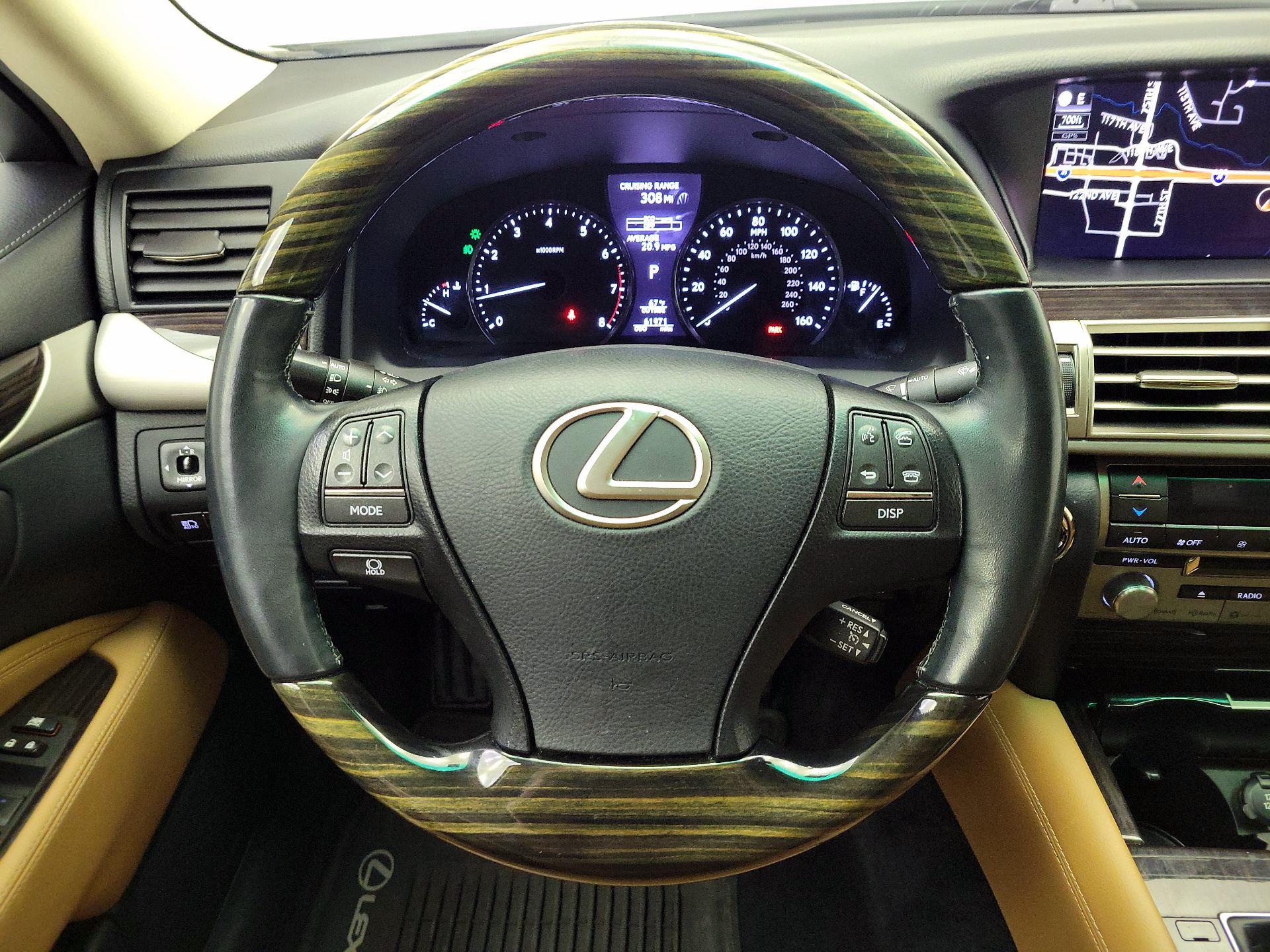 Thumbnail: 2017 Lexus LS - 10