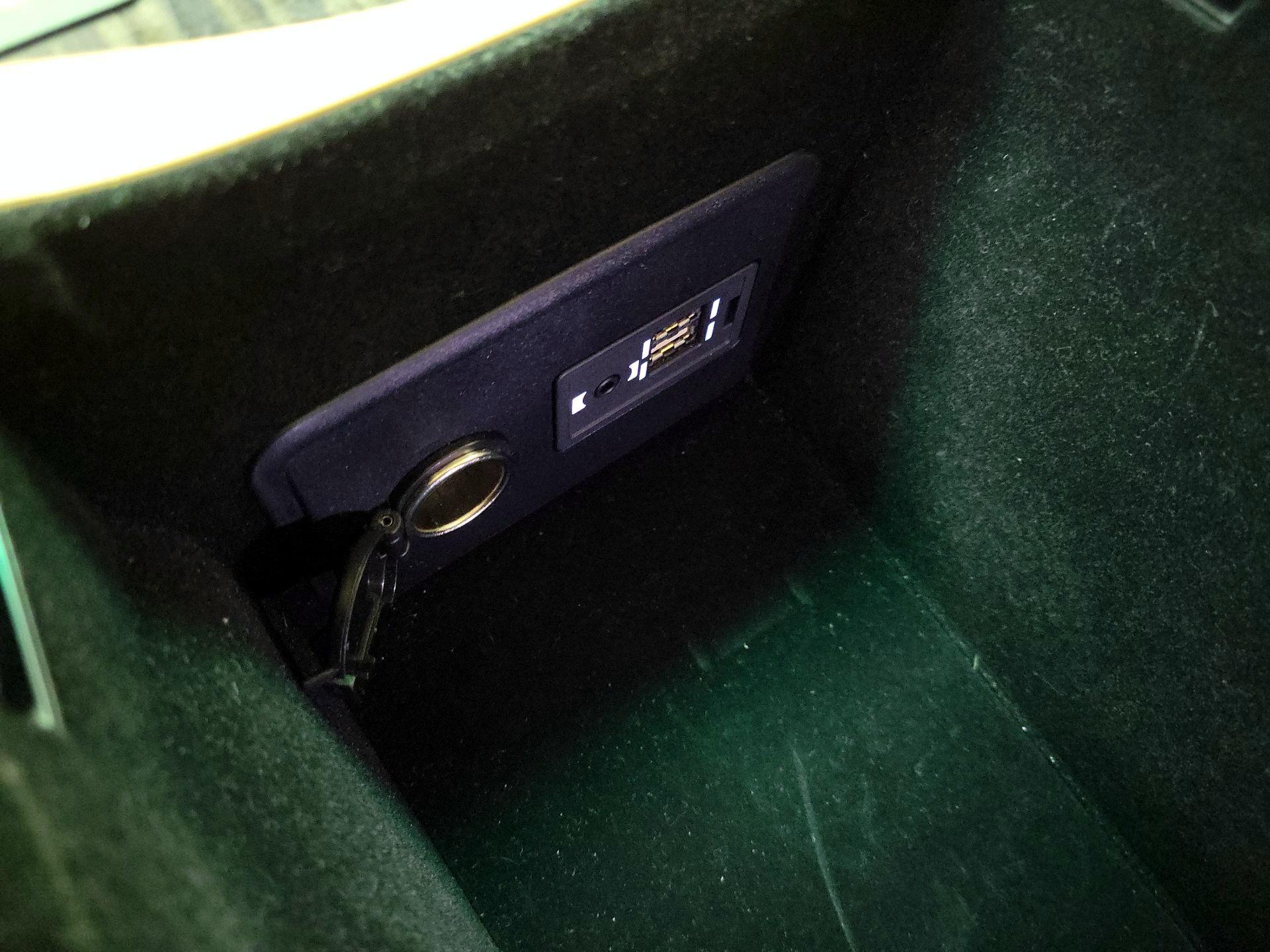 Thumbnail: 2017 Lexus LS - 19