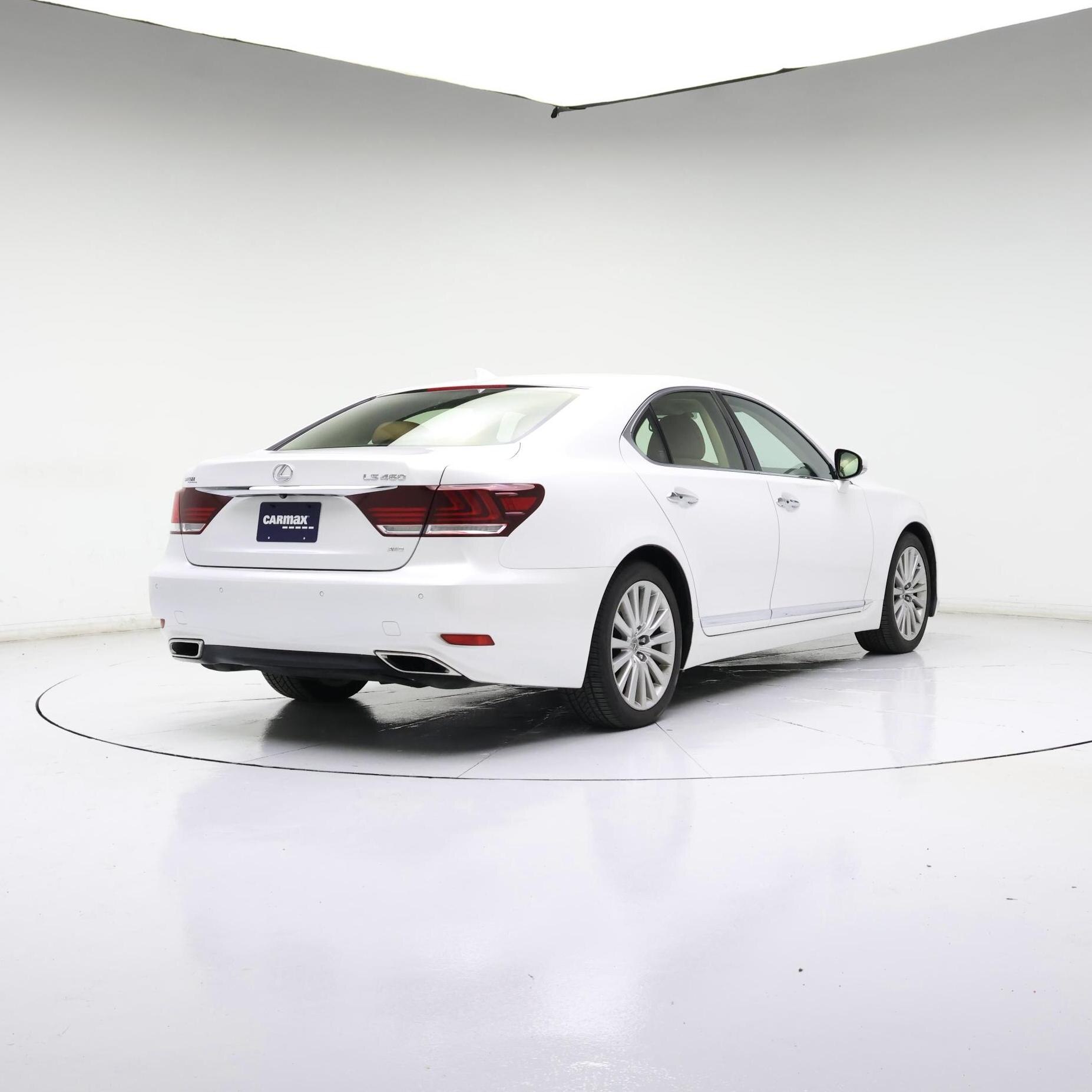 Thumbnail: 2017 Lexus LS - 8