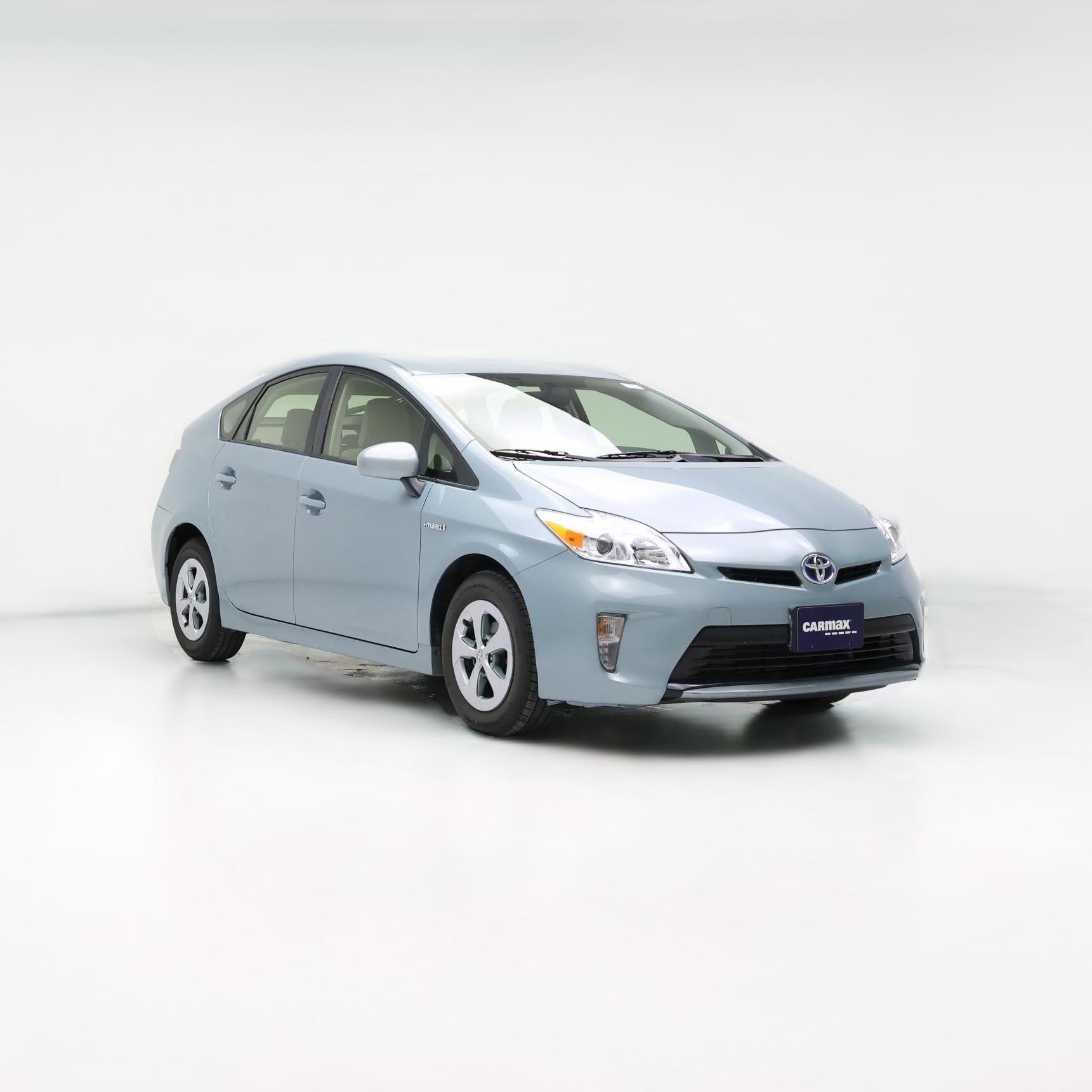 Thumbnail: 2015 Toyota Prius - 1