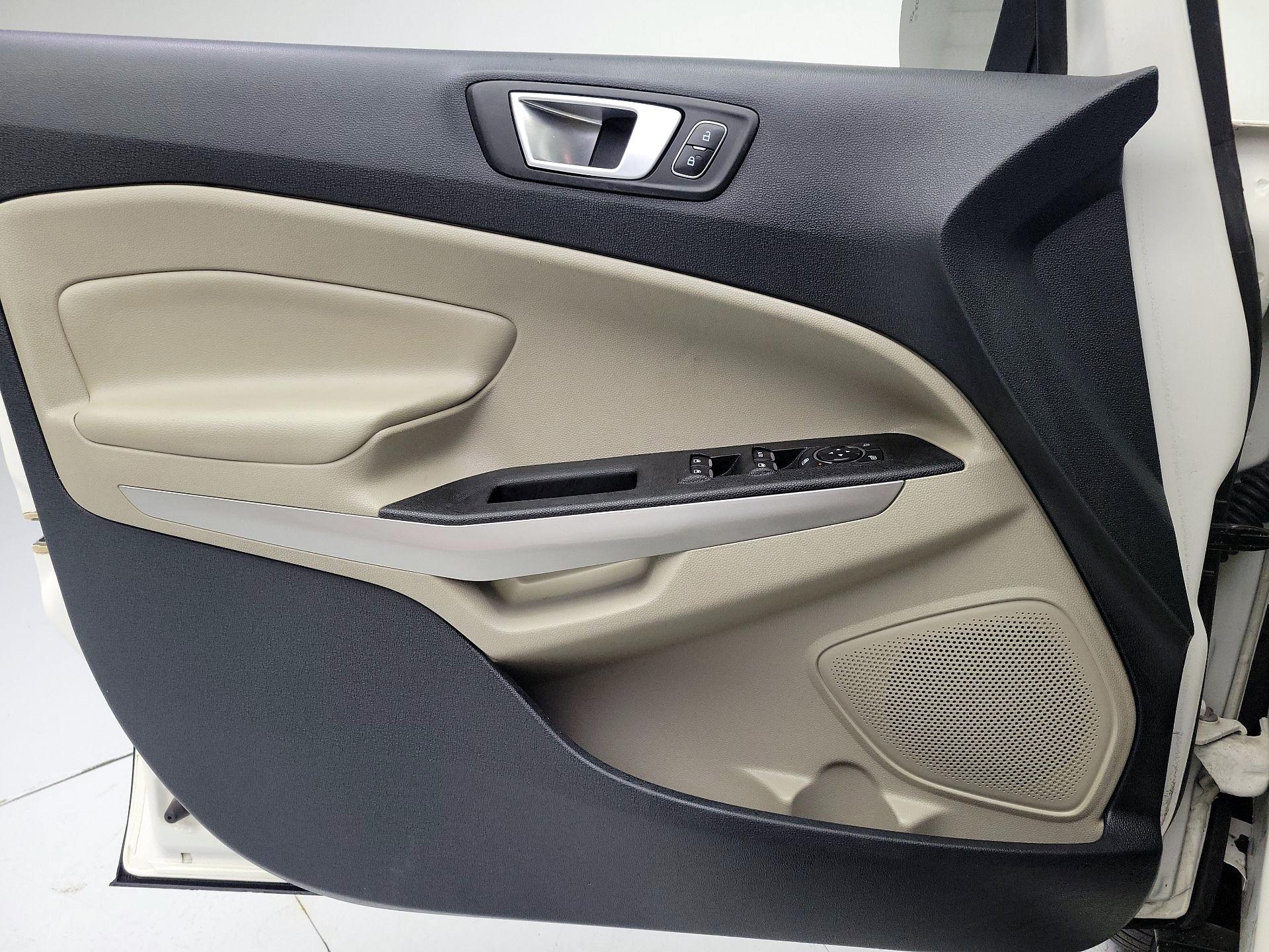 Thumbnail: 2018 Ford EcoSport - 12