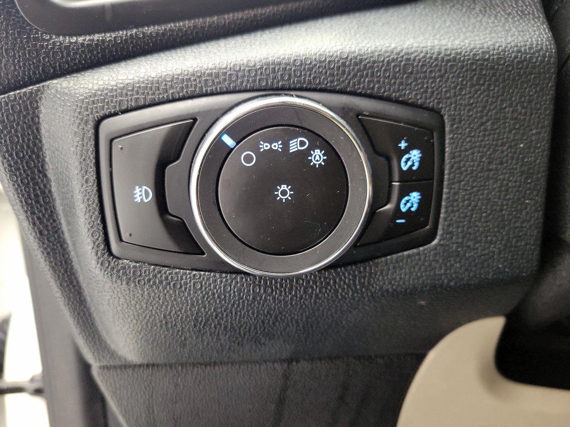 Thumbnail: 2018 Ford EcoSport - 13