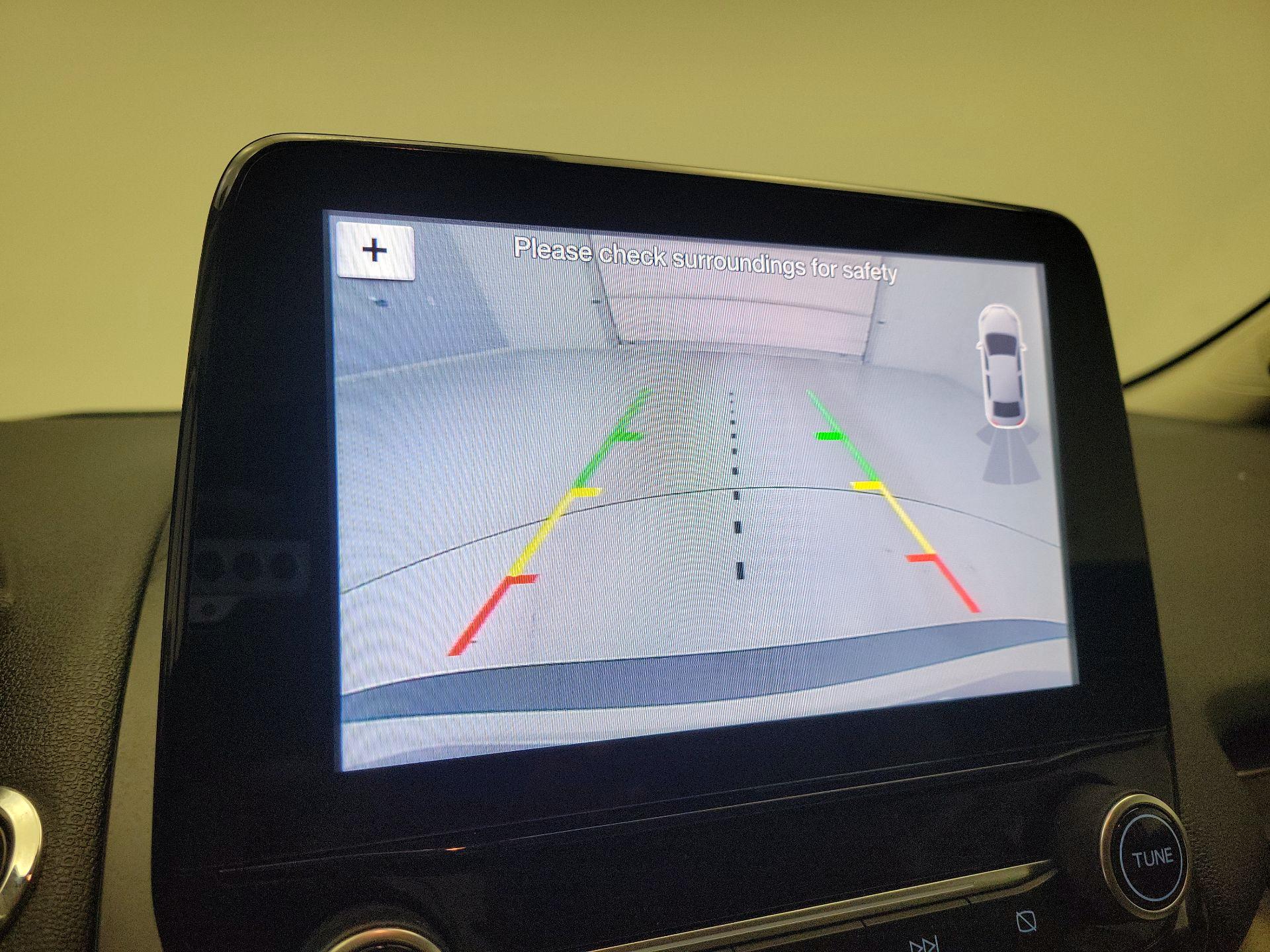 Thumbnail: 2018 Ford EcoSport - 15