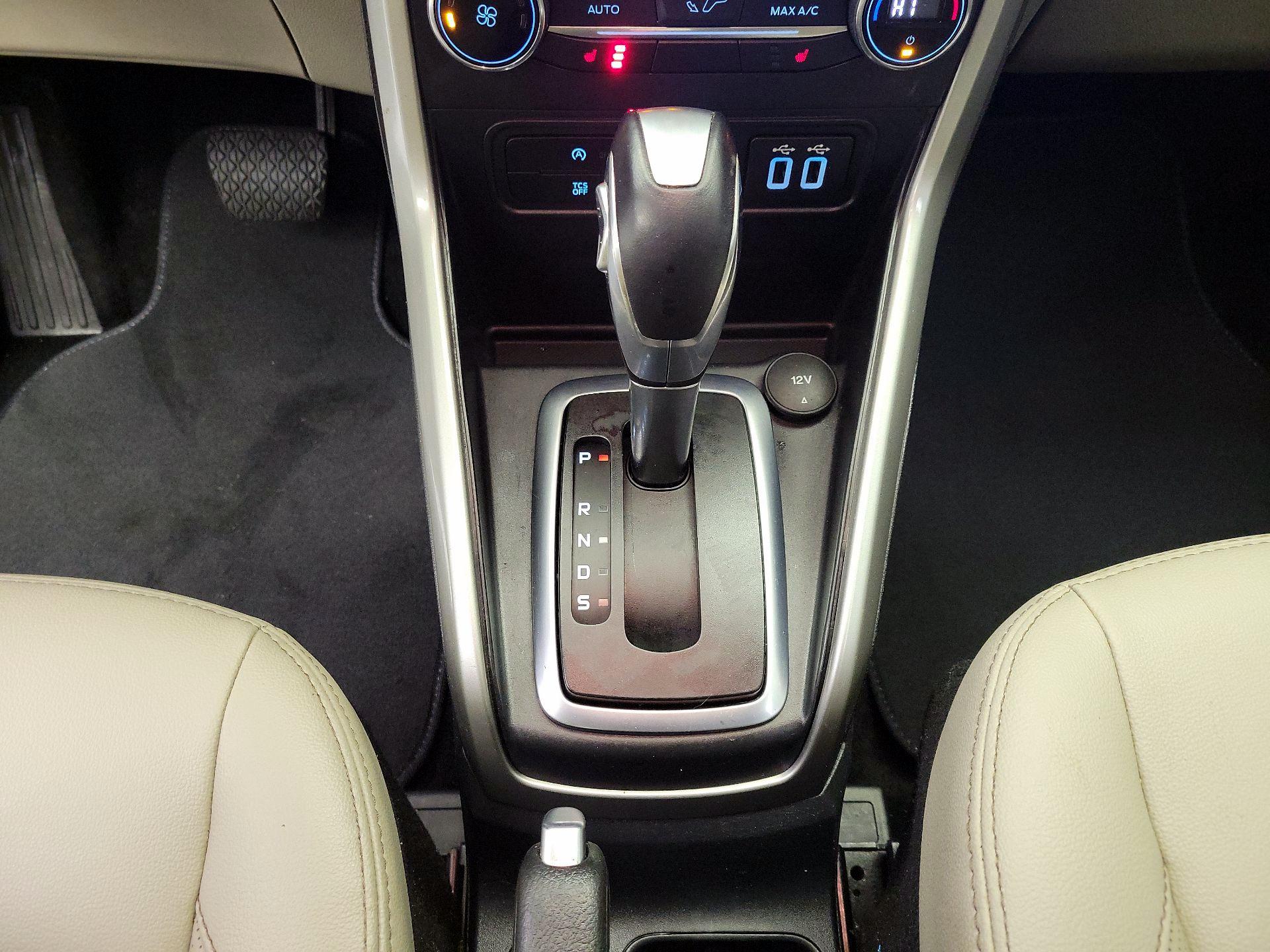 Thumbnail: 2018 Ford EcoSport - 18