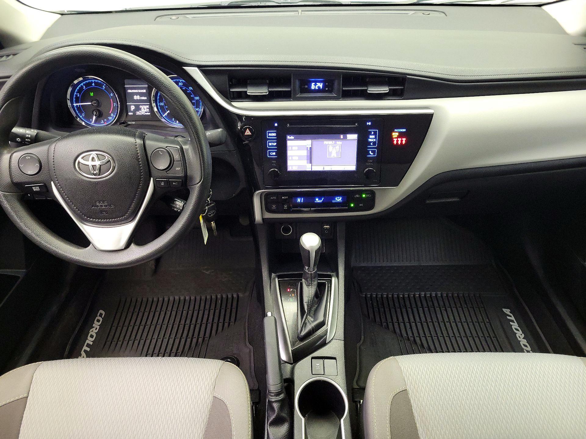 Thumbnail: 2018 Toyota Corolla - 9