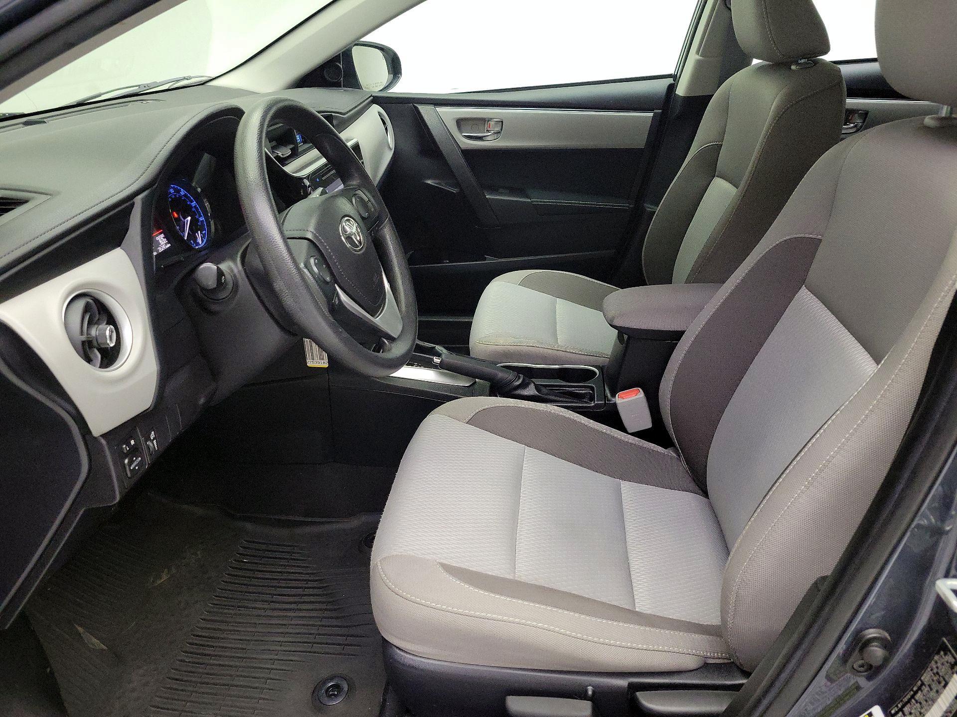 Thumbnail: 2018 Toyota Corolla - 11