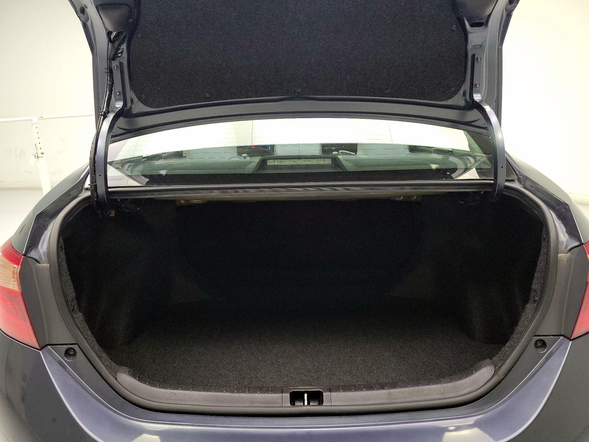 Thumbnail: 2018 Toyota Corolla - 20