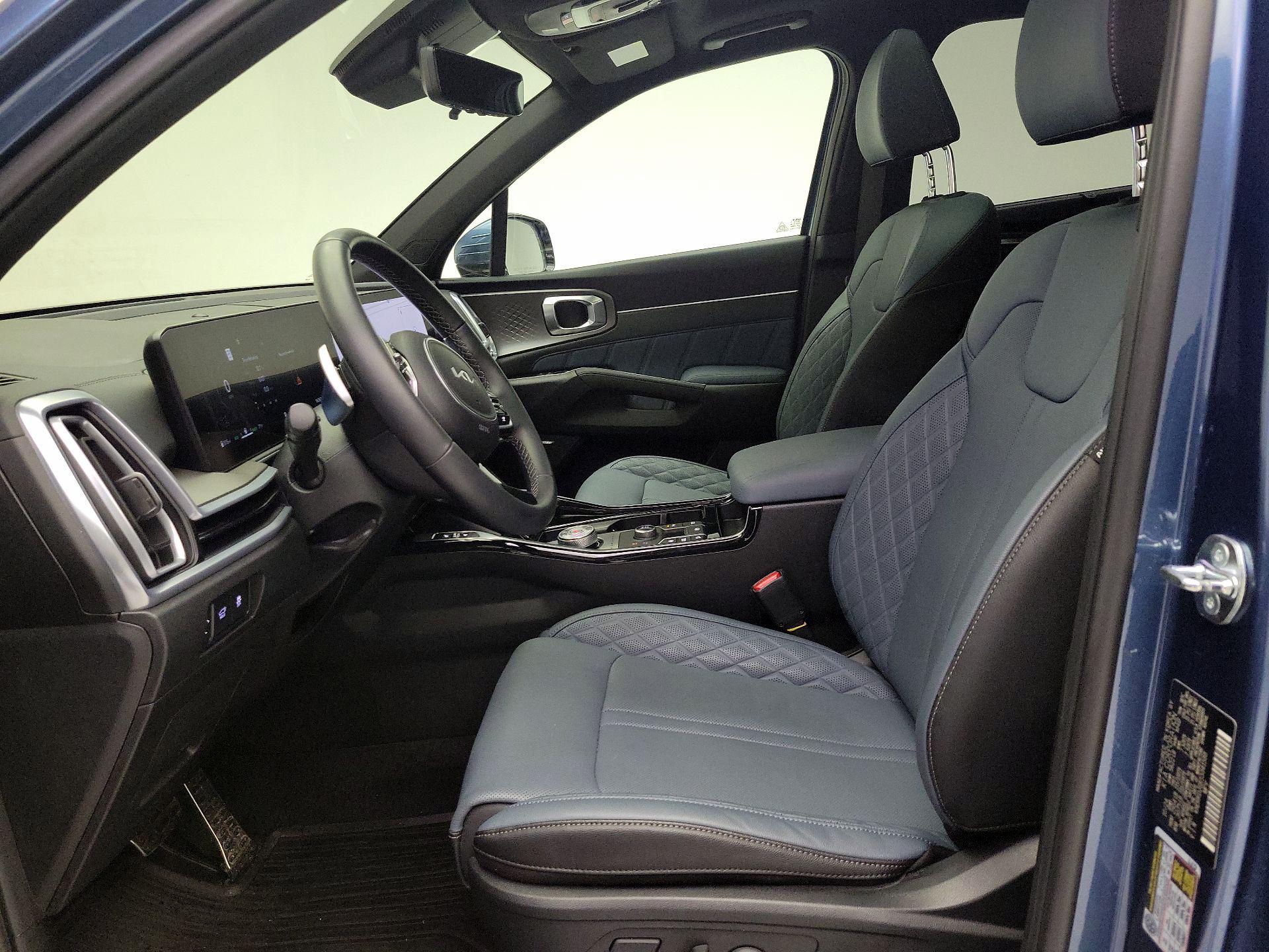 Thumbnail: 2025 Kia Sorento - 11