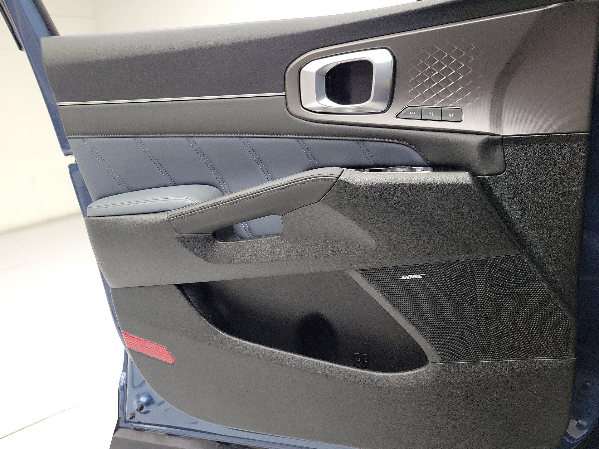 Thumbnail: 2025 Kia Sorento - 12