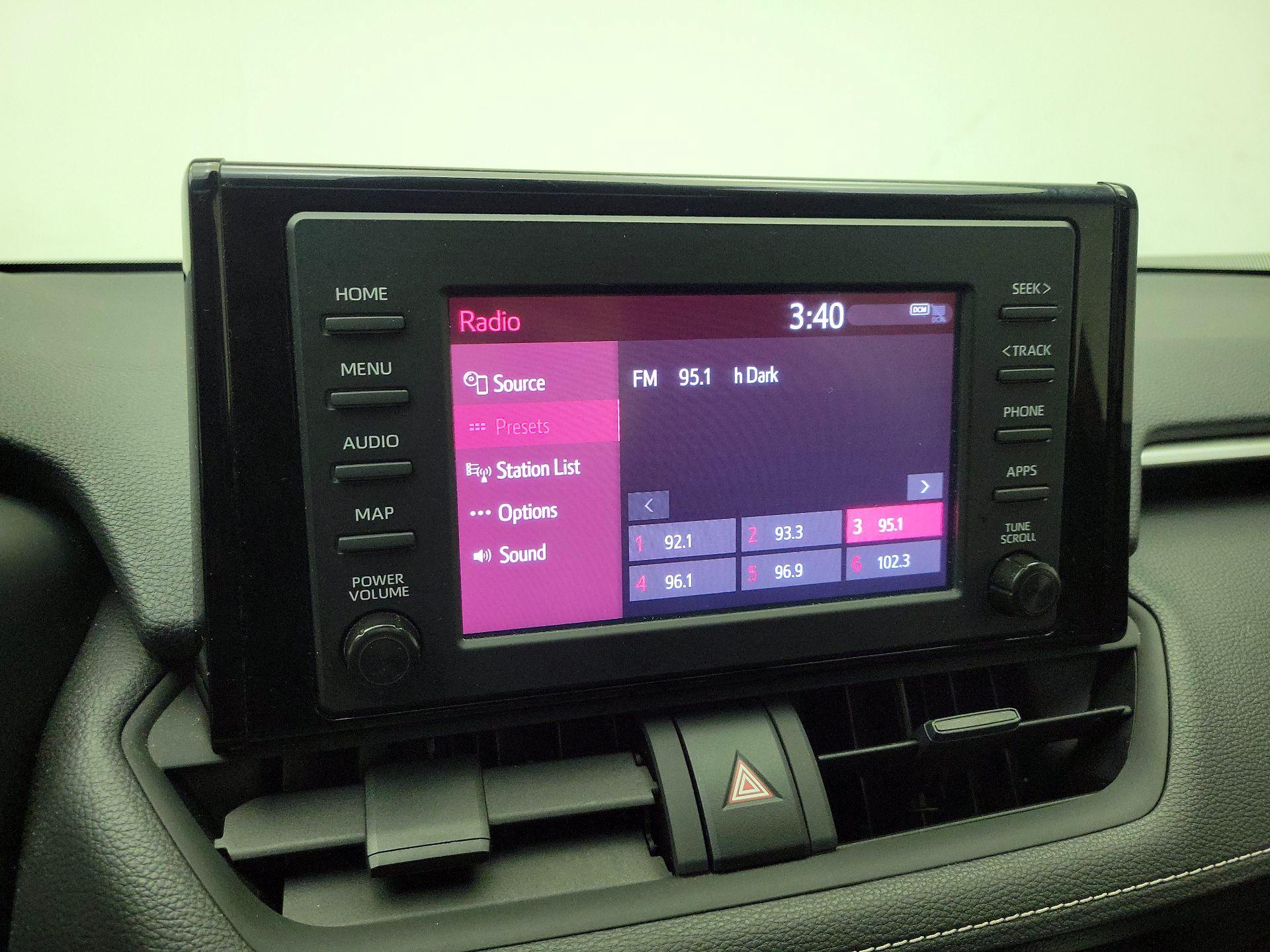 Thumbnail: 2019 Toyota RAV4 - 15