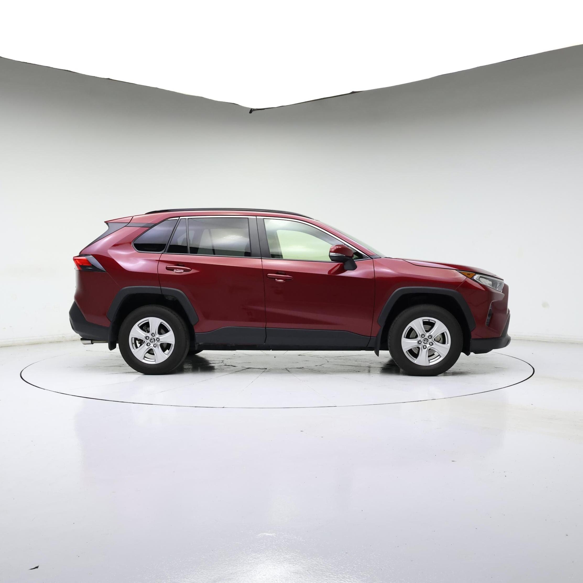 Thumbnail: 2019 Toyota RAV4 - 7