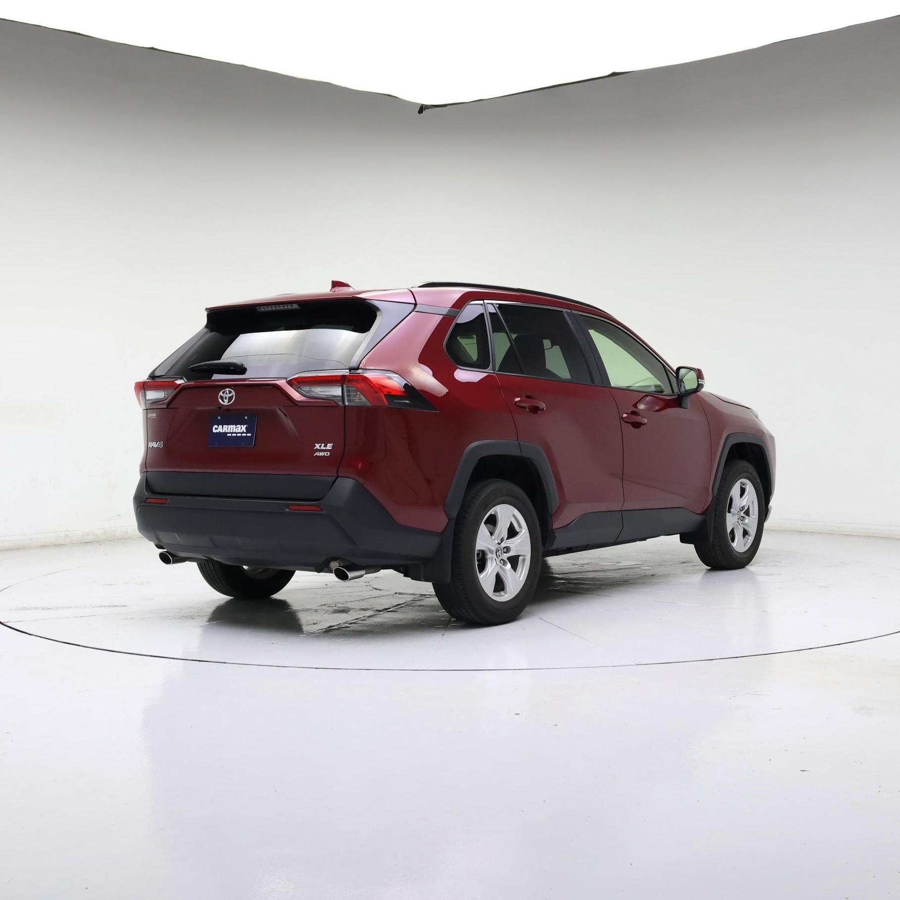 Thumbnail: 2019 Toyota RAV4 - 8
