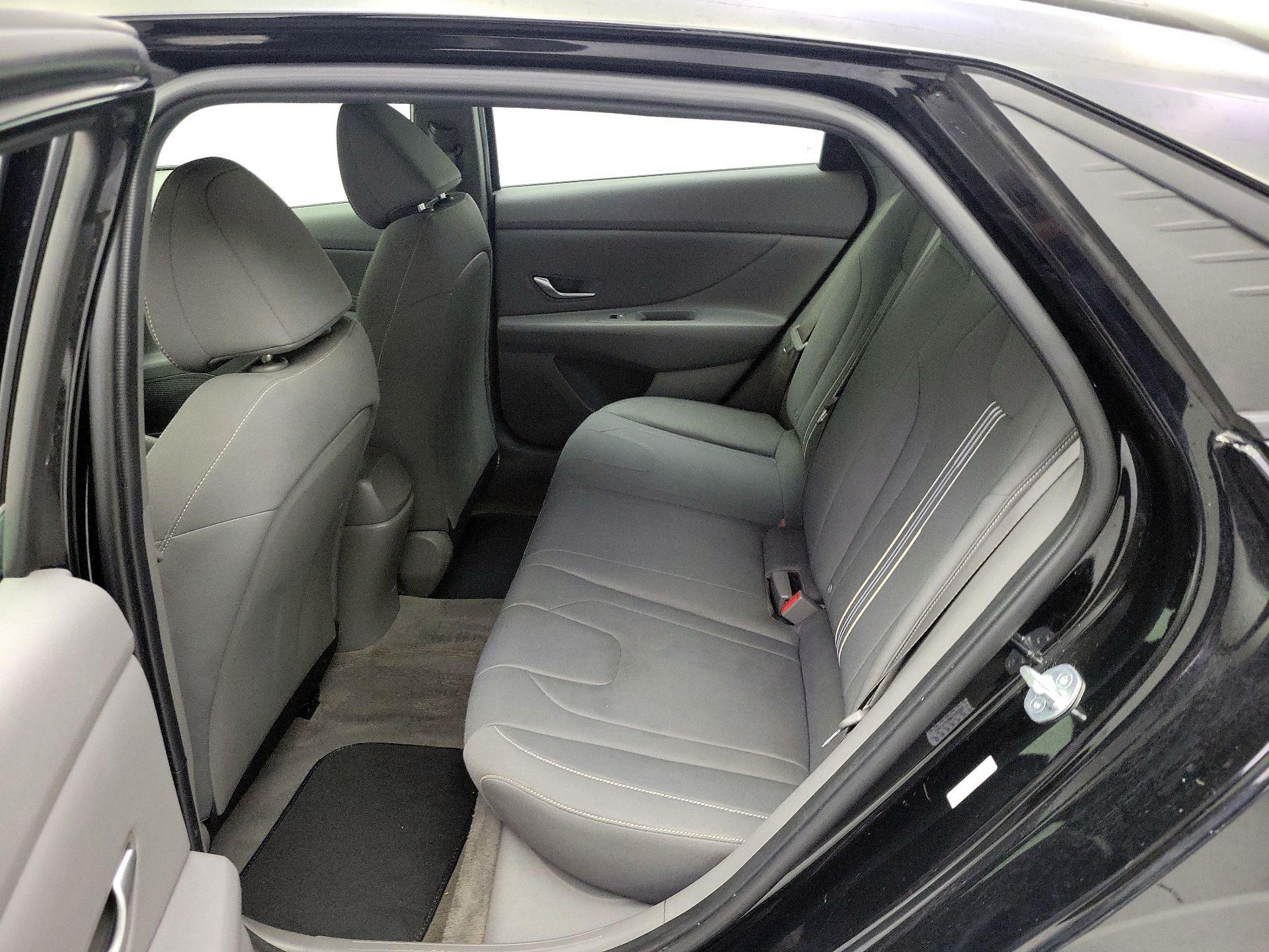 Thumbnail: 2023 Hyundai Elantra - 20