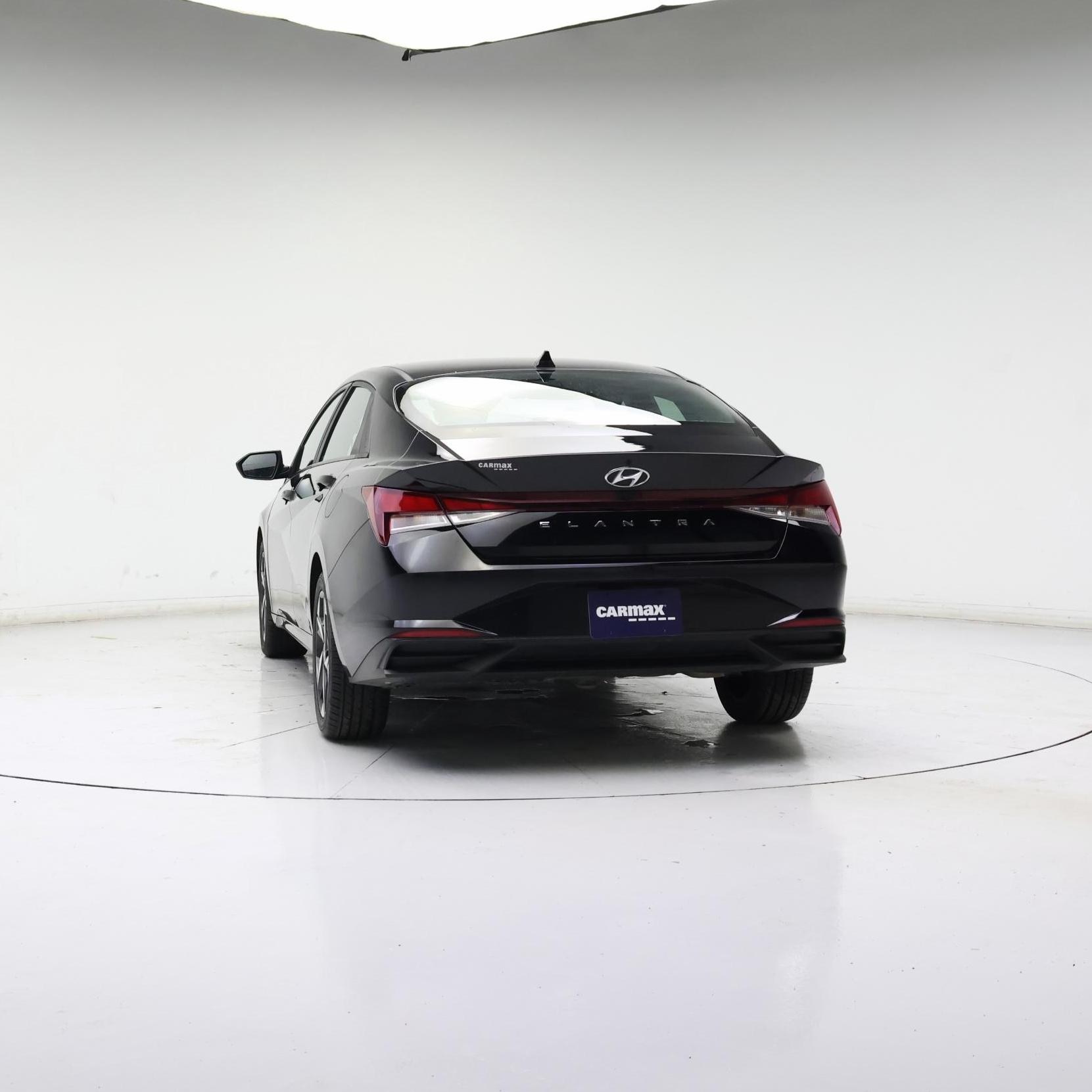 Thumbnail: 2023 Hyundai Elantra - 6