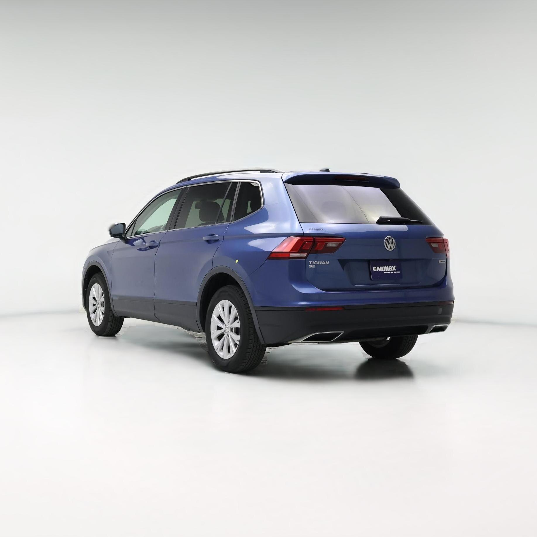 Thumbnail: 2019 Volkswagen Tiguan - 1