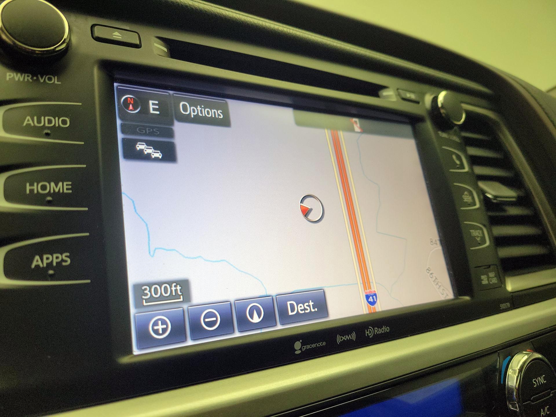 Thumbnail: 2018 Toyota Highlander - 14